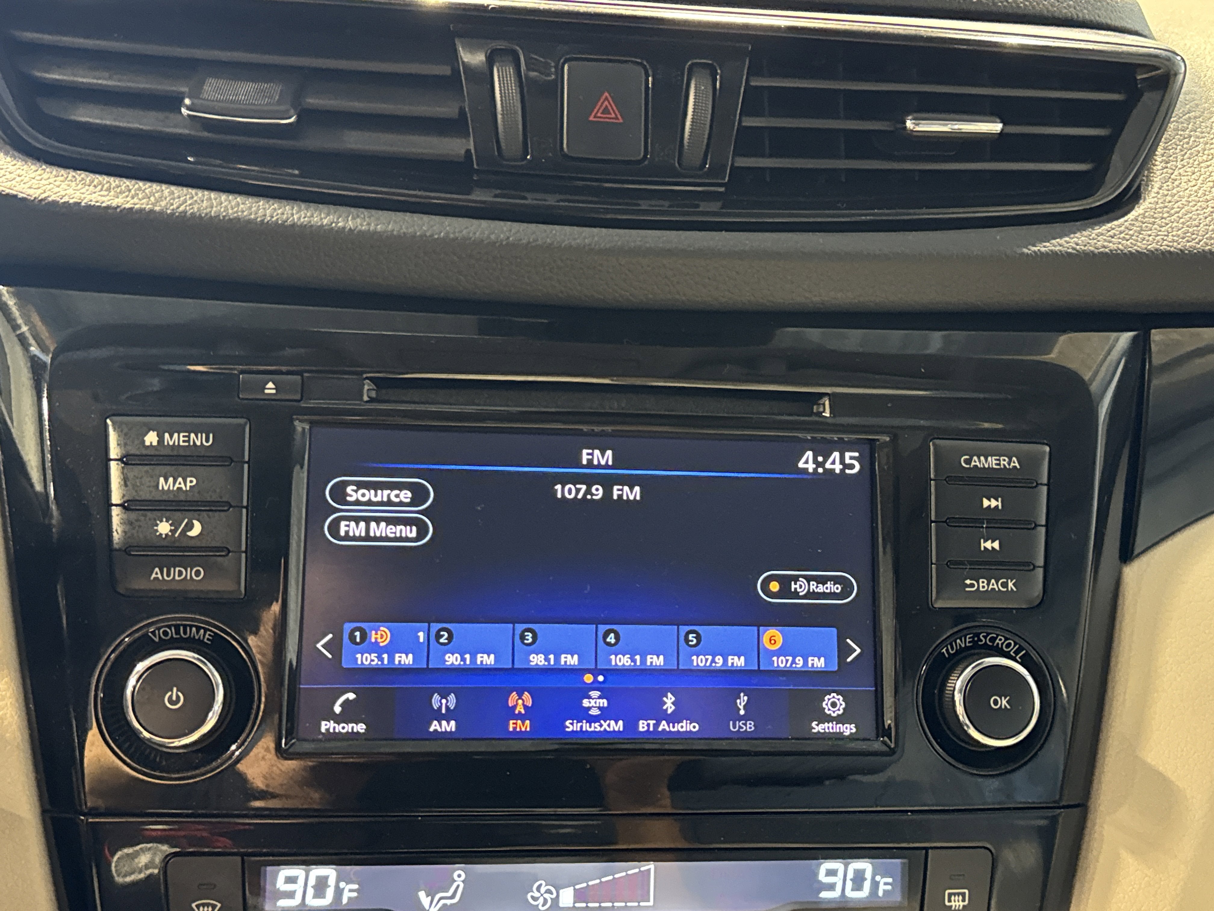 2022 Nissan Rogue Sport SL W/Premium Package