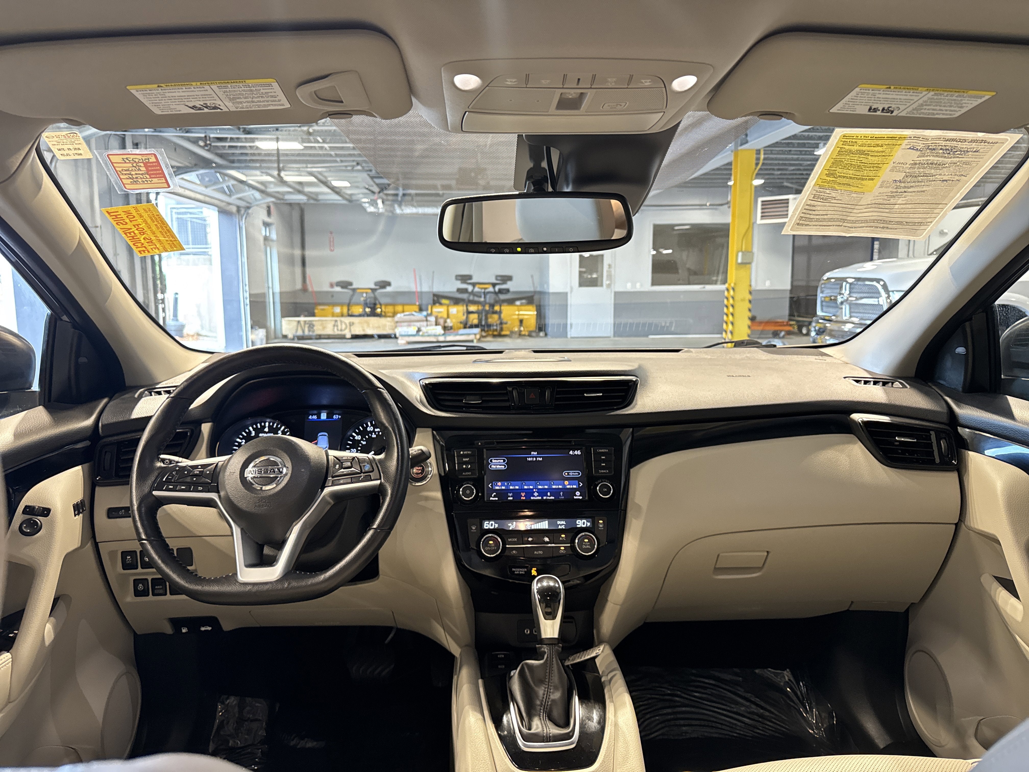 2022 Nissan Rogue Sport SL W/Premium Package