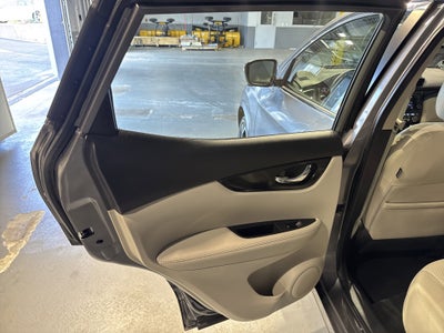 2022 Nissan Rogue Sport SL W/Premium Package