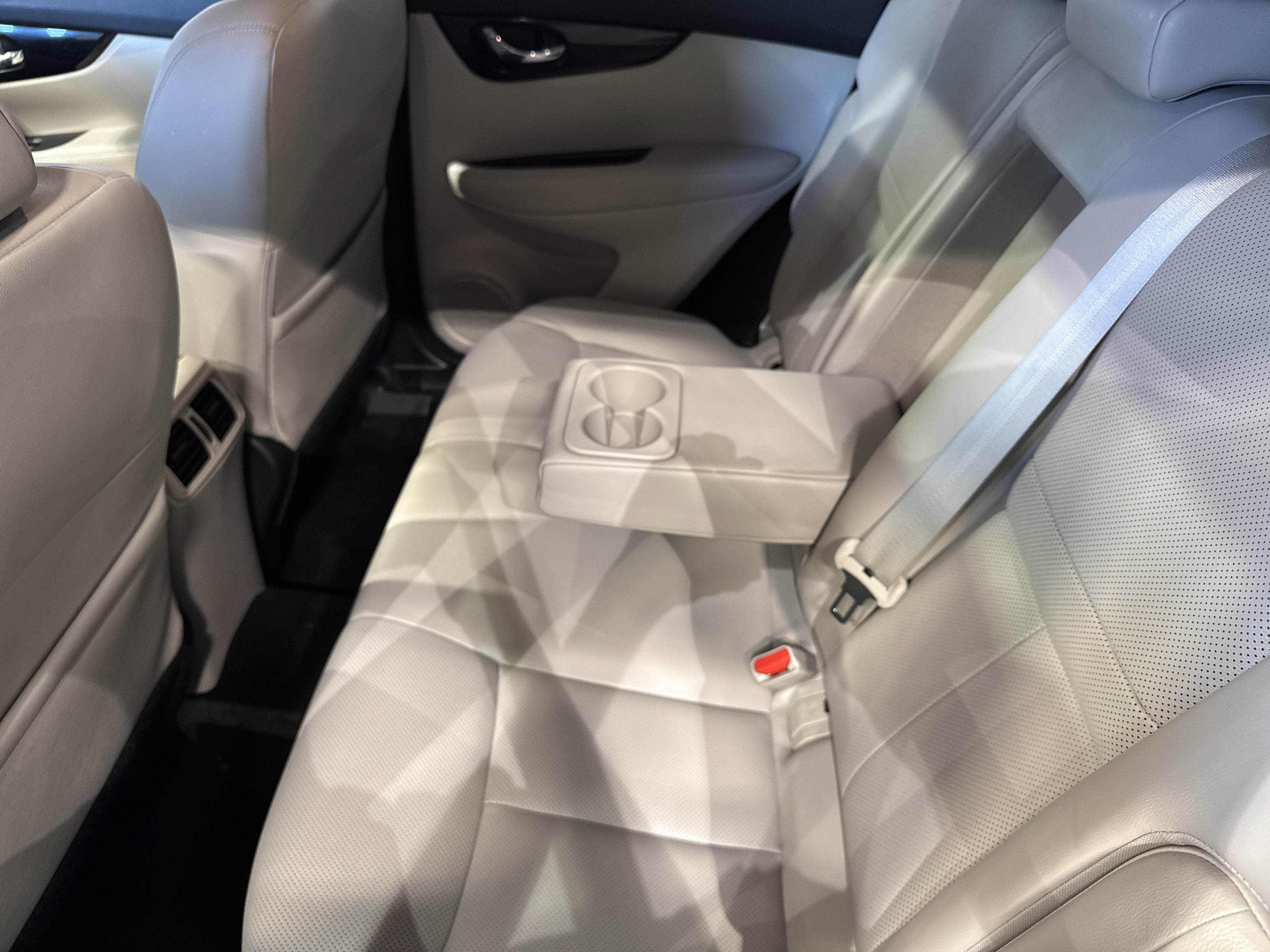 2022 Nissan Rogue Sport SL W/Premium Package