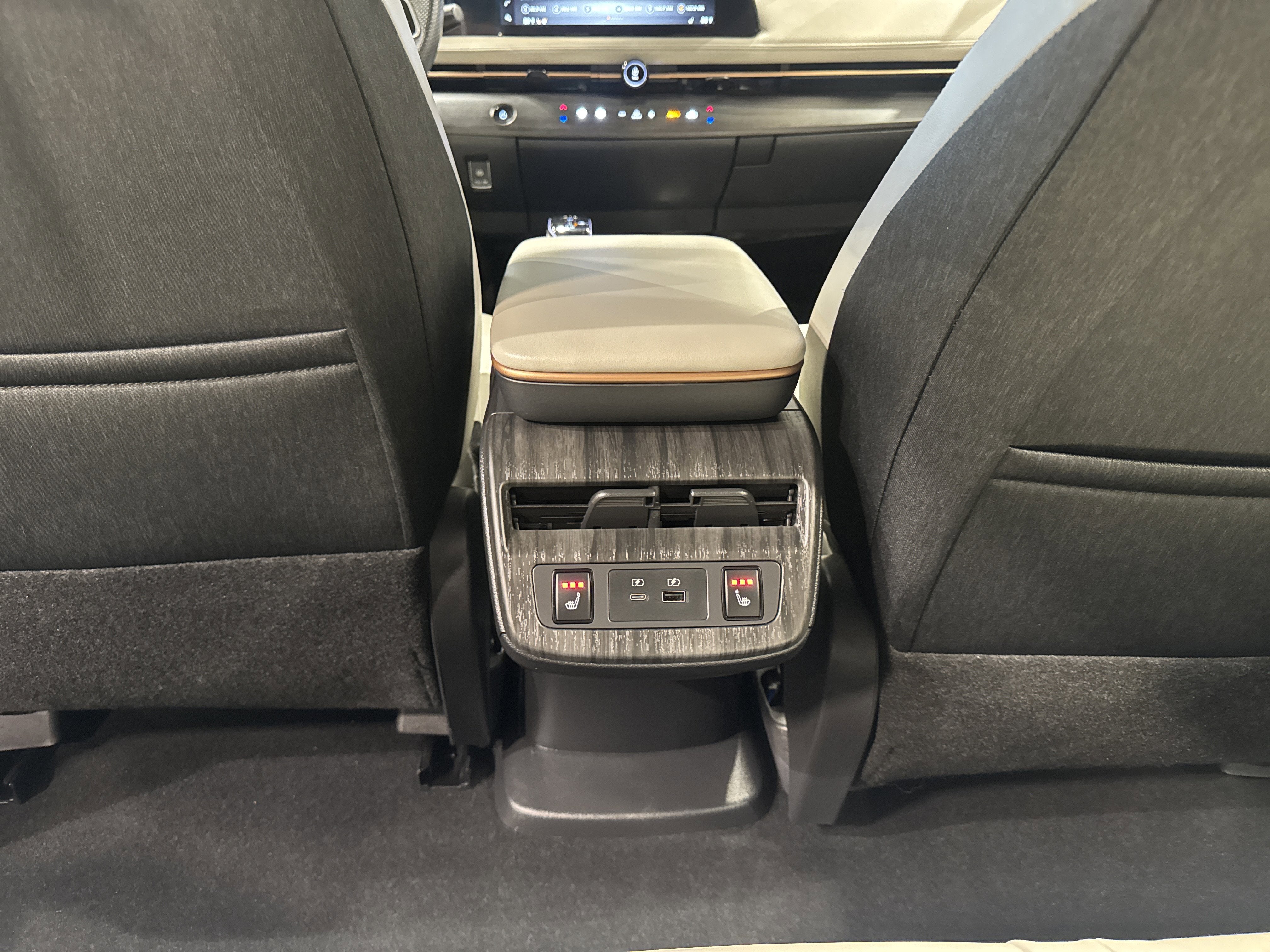 2023 Nissan ARIYA EVOLVE+