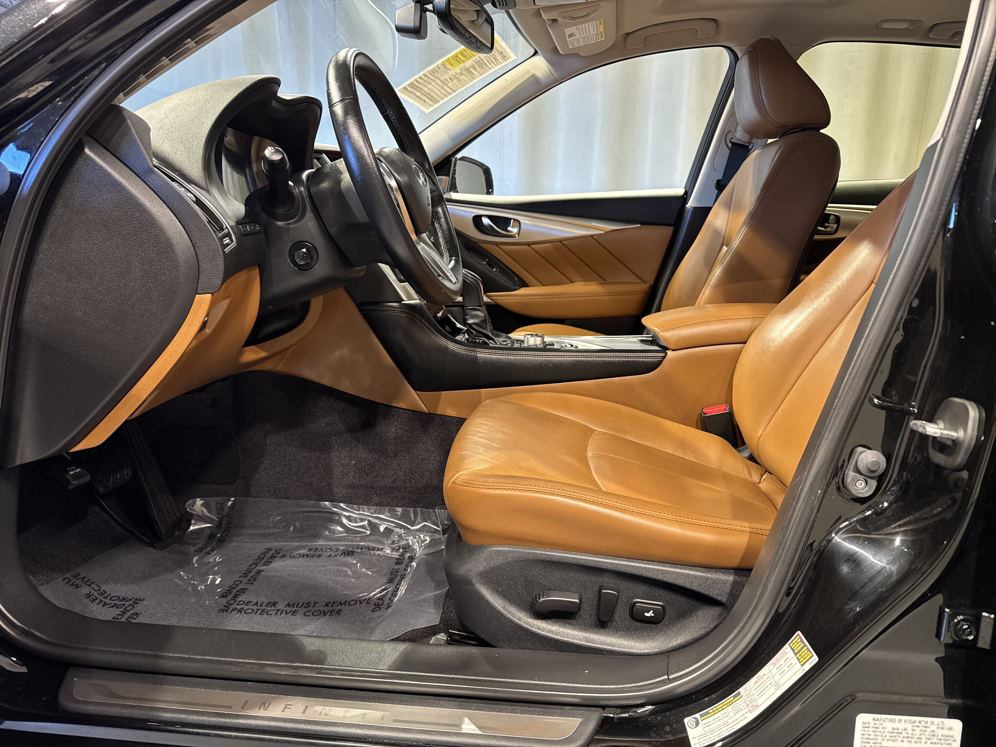 2023 INFINITI Q50 LUXE