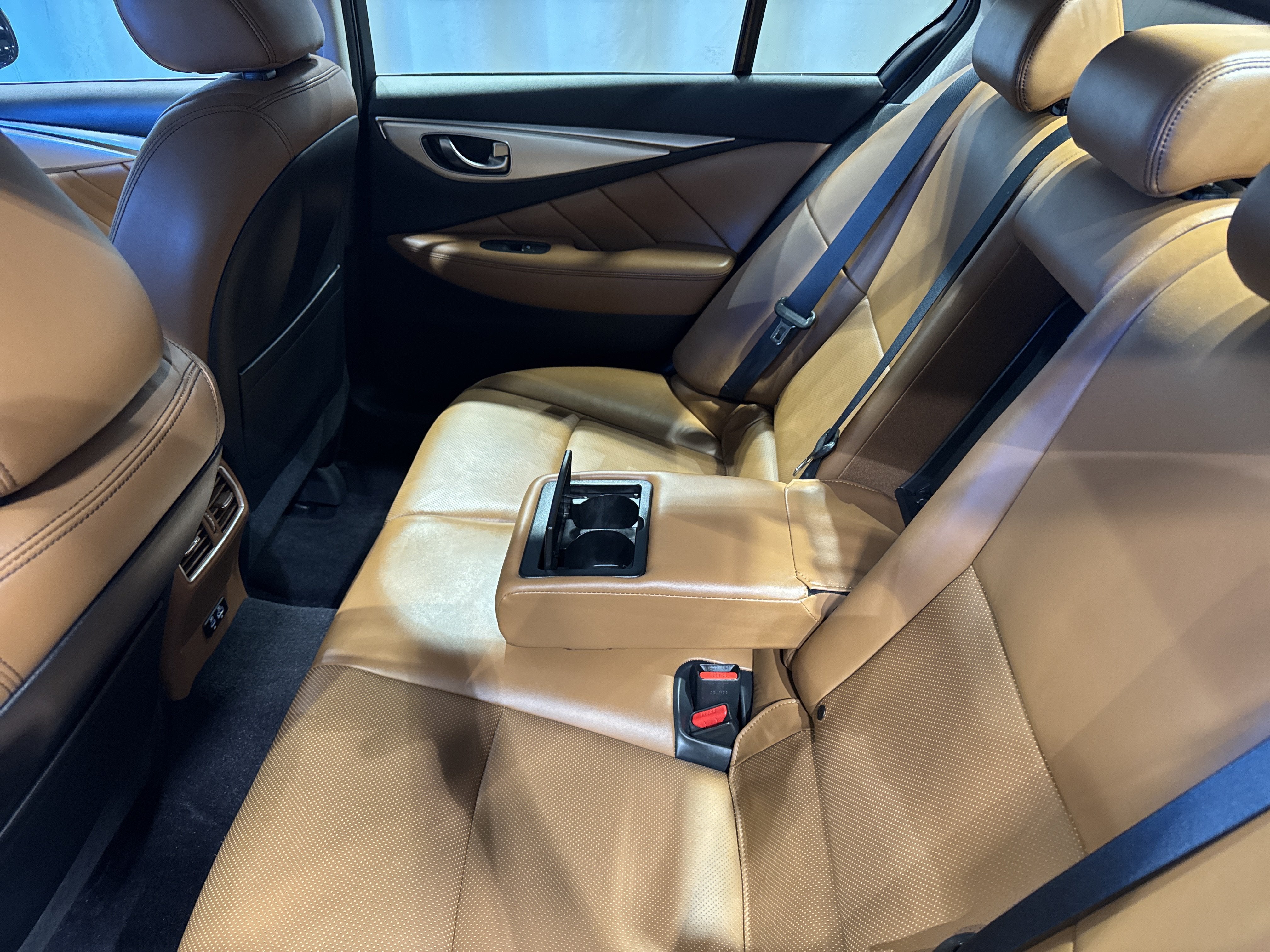 2023 INFINITI Q50 LUXE