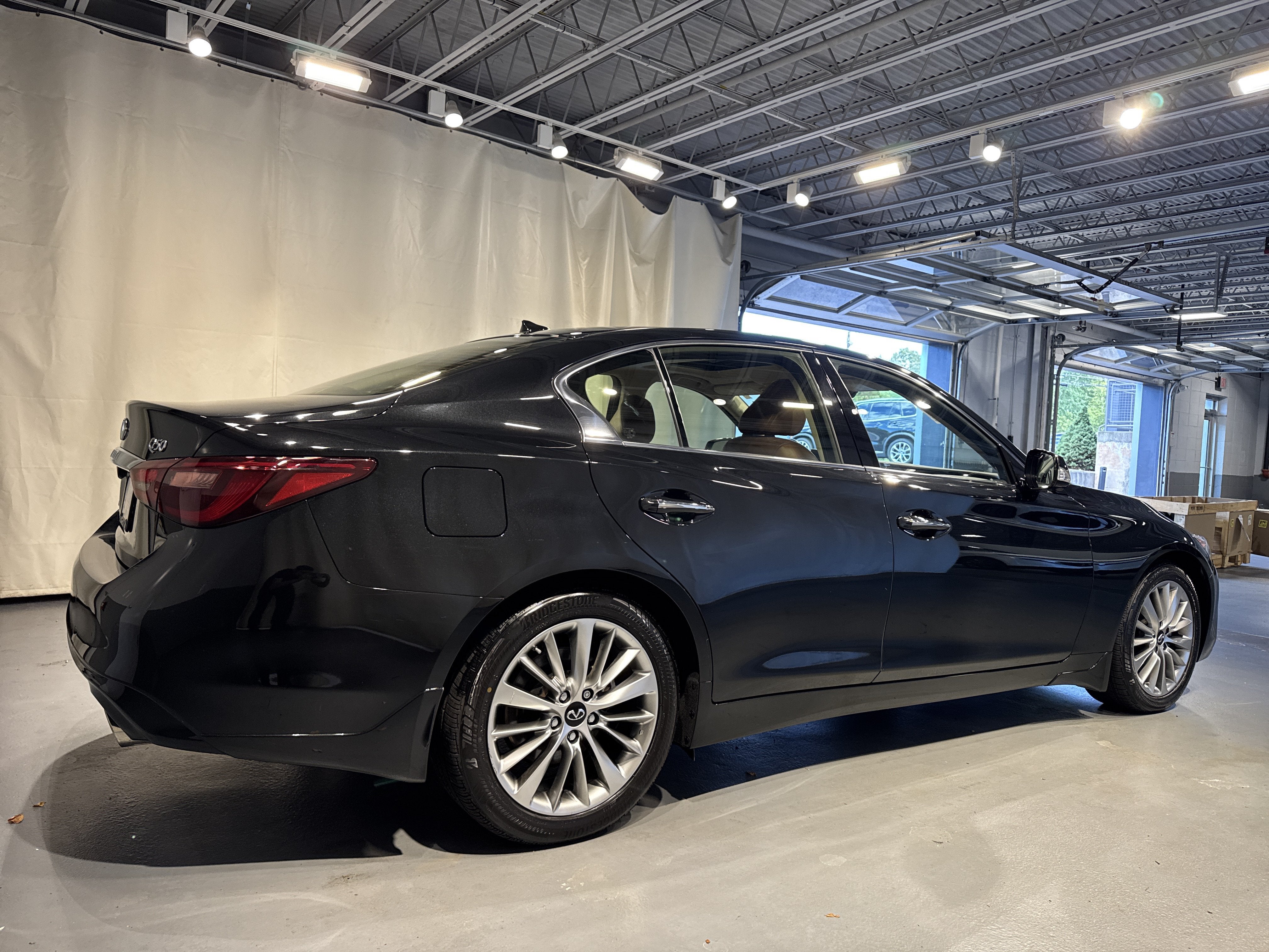 2023 INFINITI Q50 LUXE