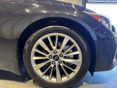 2023 INFINITI Q50 LUXE