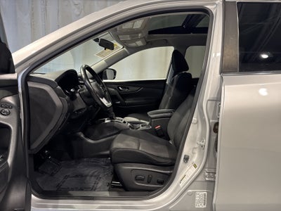 2018 Nissan Rogue SV W/Sun & Sound Touring Package