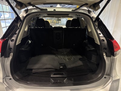 2018 Nissan Rogue SV W/Sun & Sound Touring Package