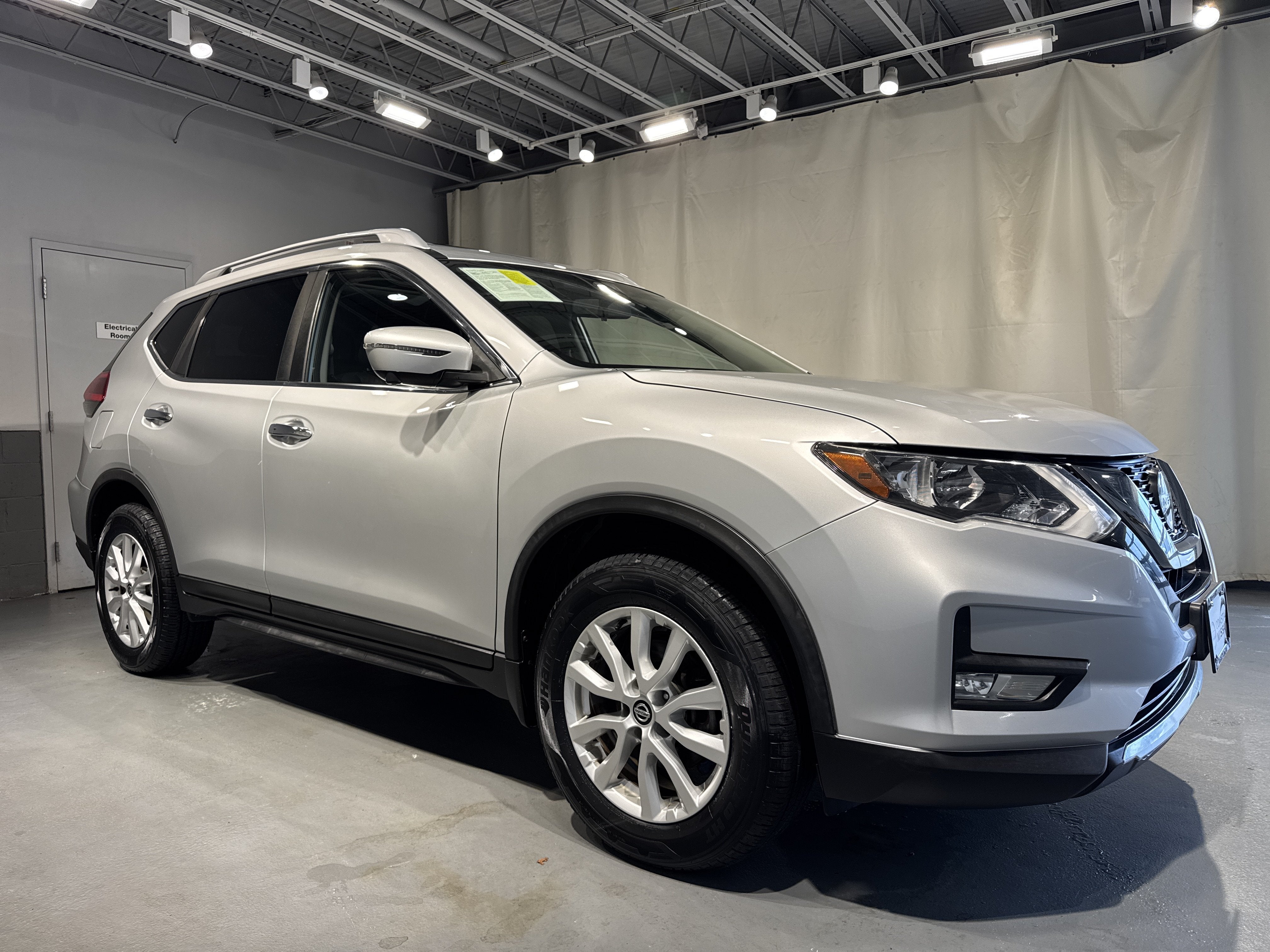 2018 Nissan Rogue SV W/Sun & Sound Touring Package