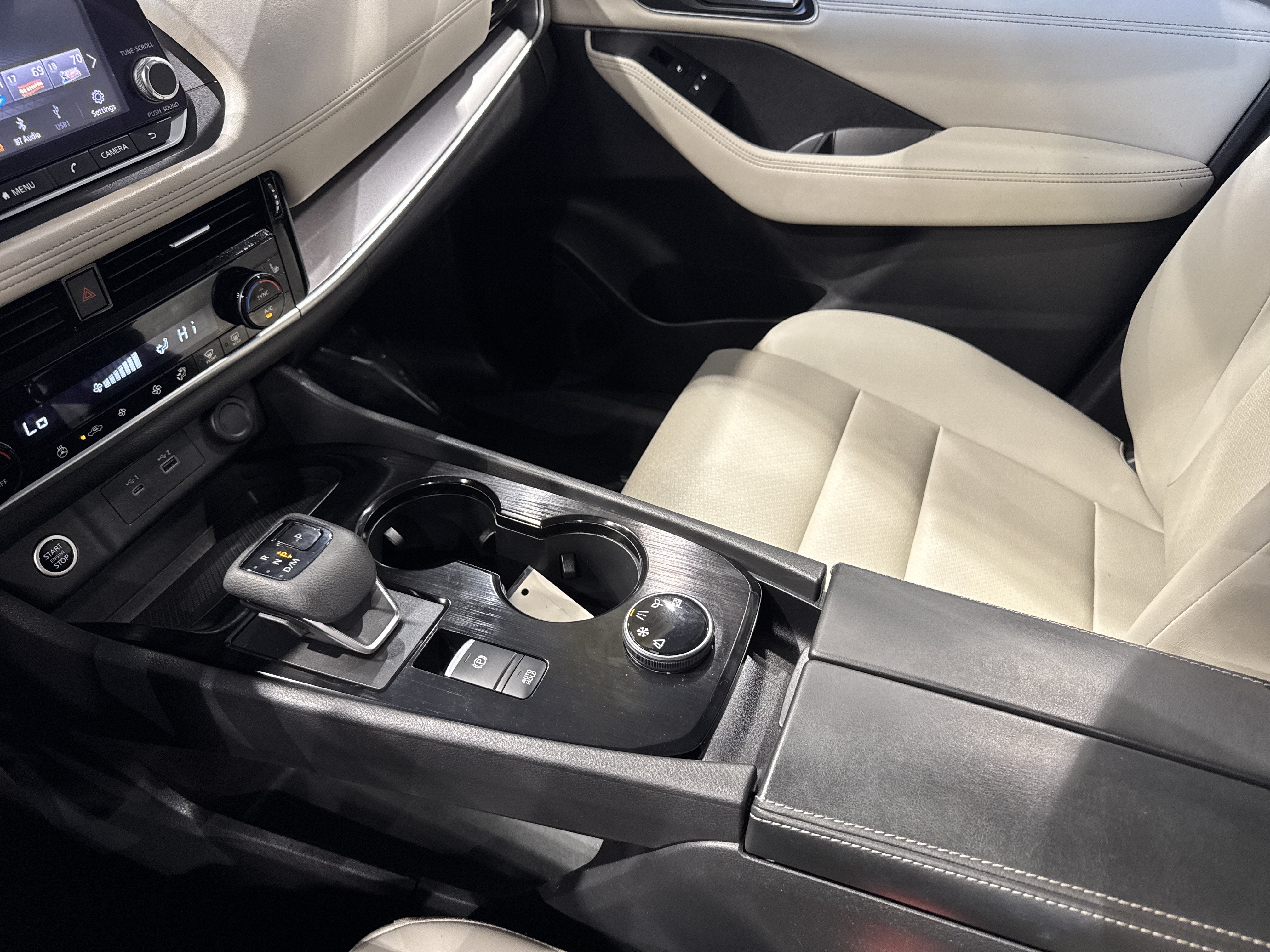 2021 Nissan Rogue SV W/Premium Package