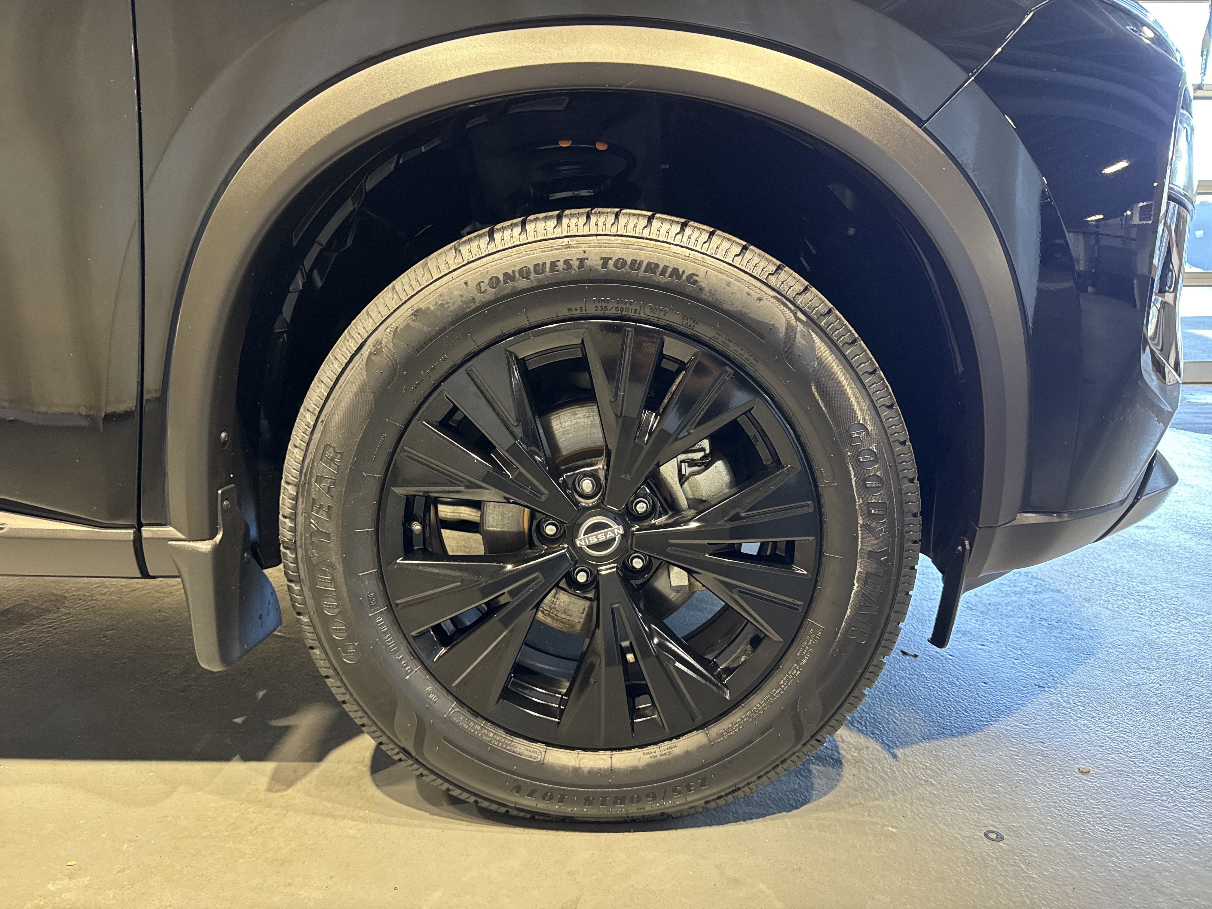 2023 Nissan Rogue SV W/Premium Package & Midnight Package