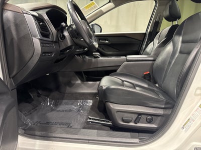 2023 Nissan Rogue SV W/Premium & Midnight Package