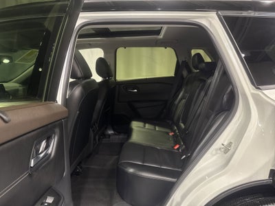 2023 Nissan Rogue SV W/Premium Package & Midnight Package