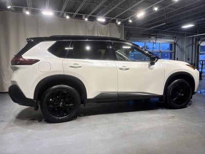2023 Nissan Rogue SV W/Premium Package & Midnight Package