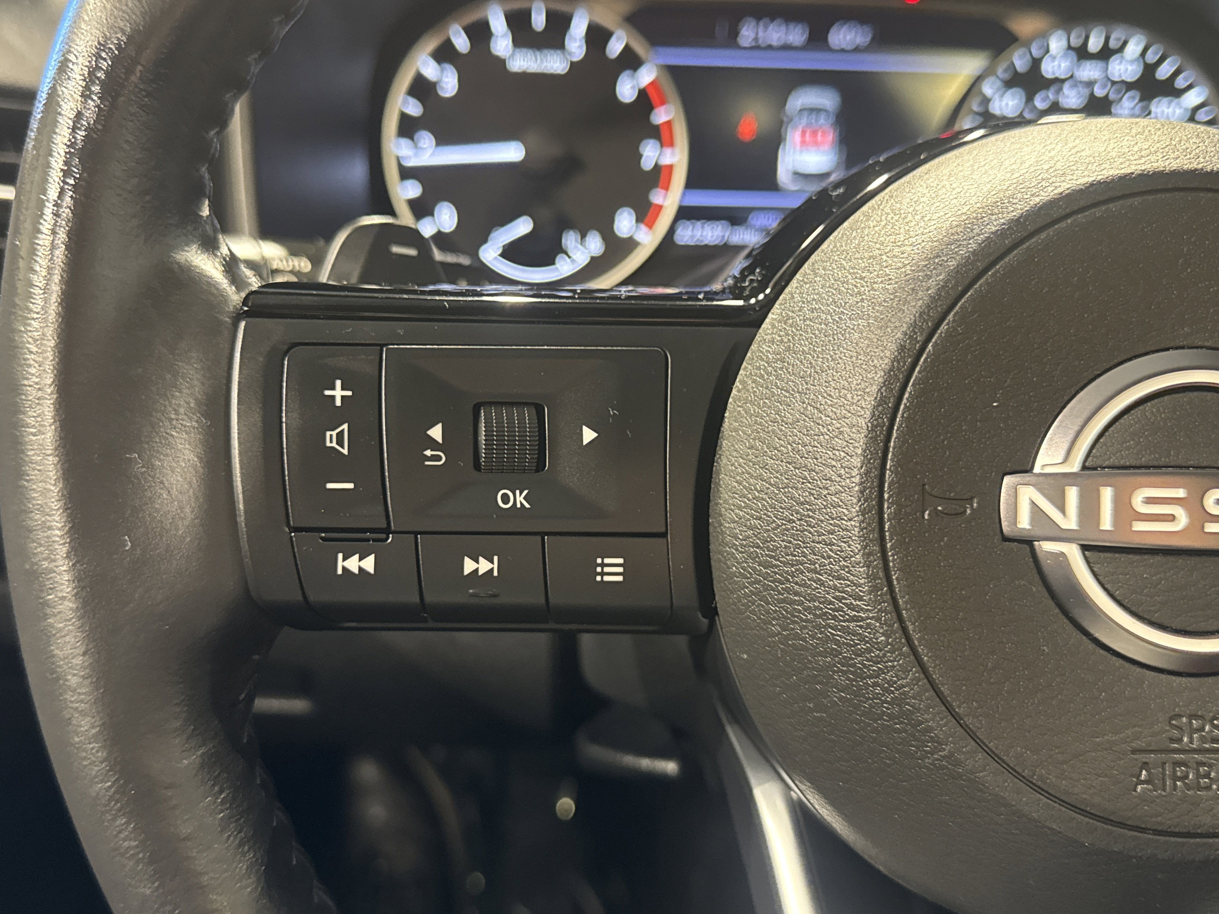 2023 Nissan Rogue SV W/Premium Package