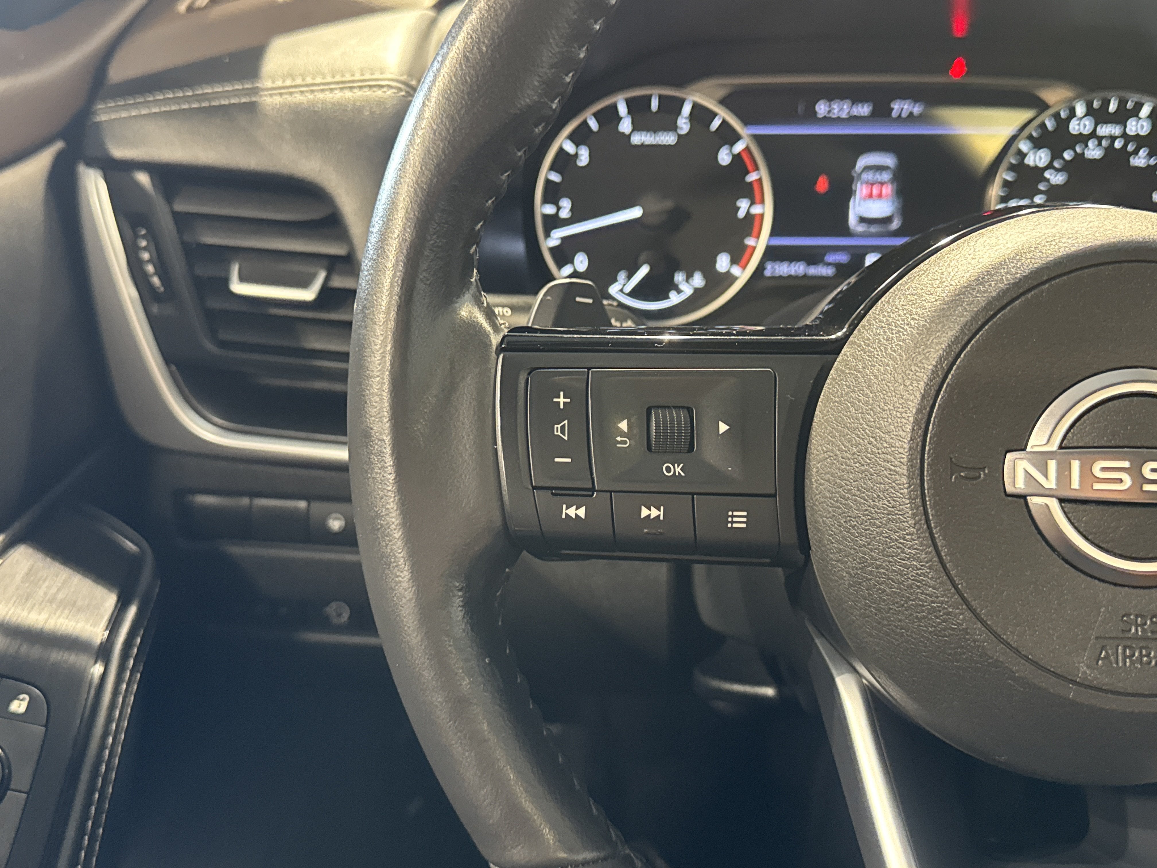 2023 Nissan Rogue SV W/Premium Package