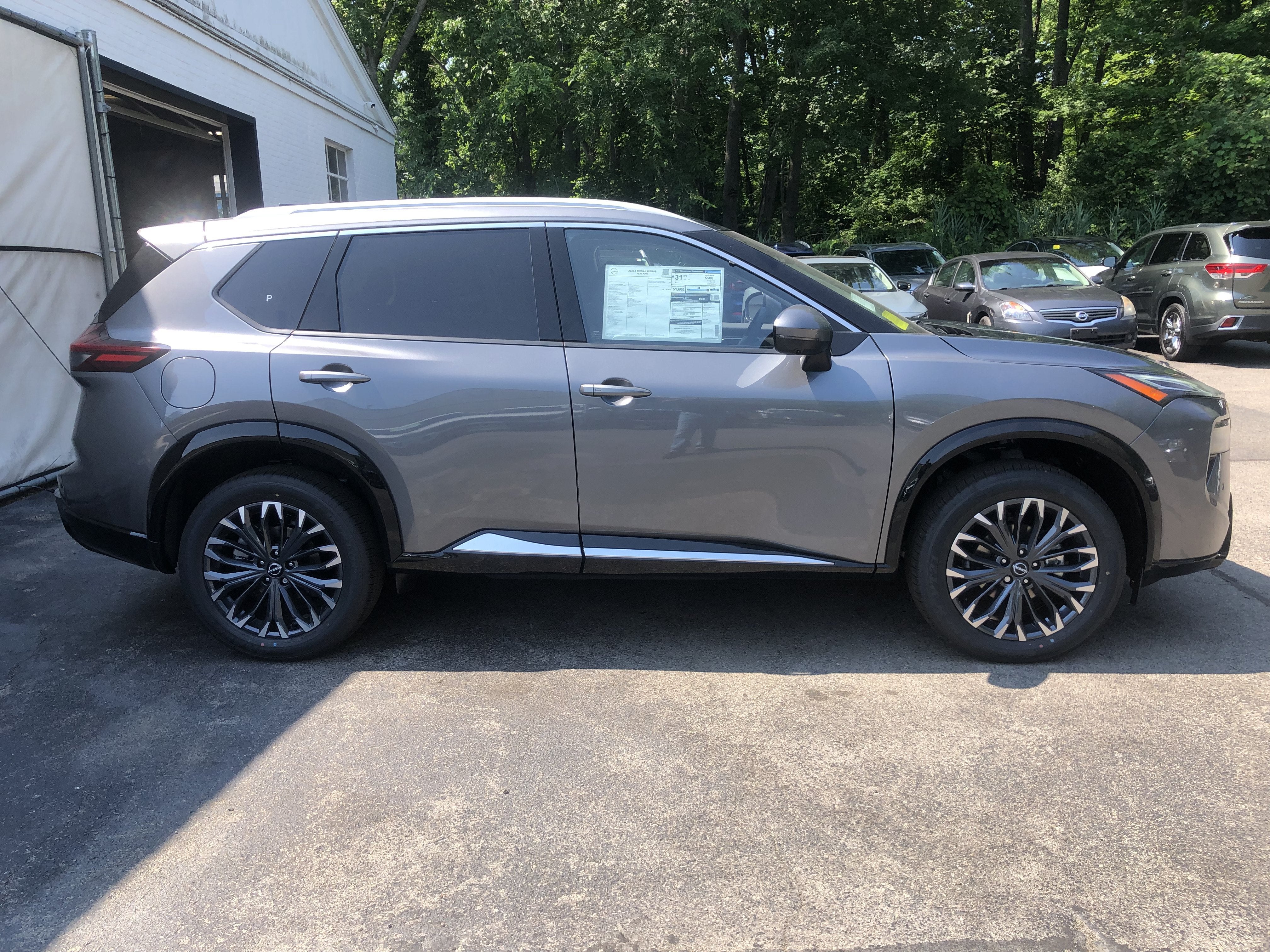 2026 Nissan Rogue Platinum