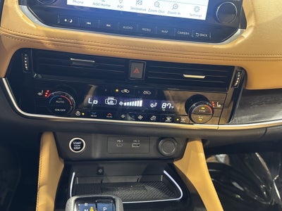 2023 Nissan Rogue Platinum W/Premium Package