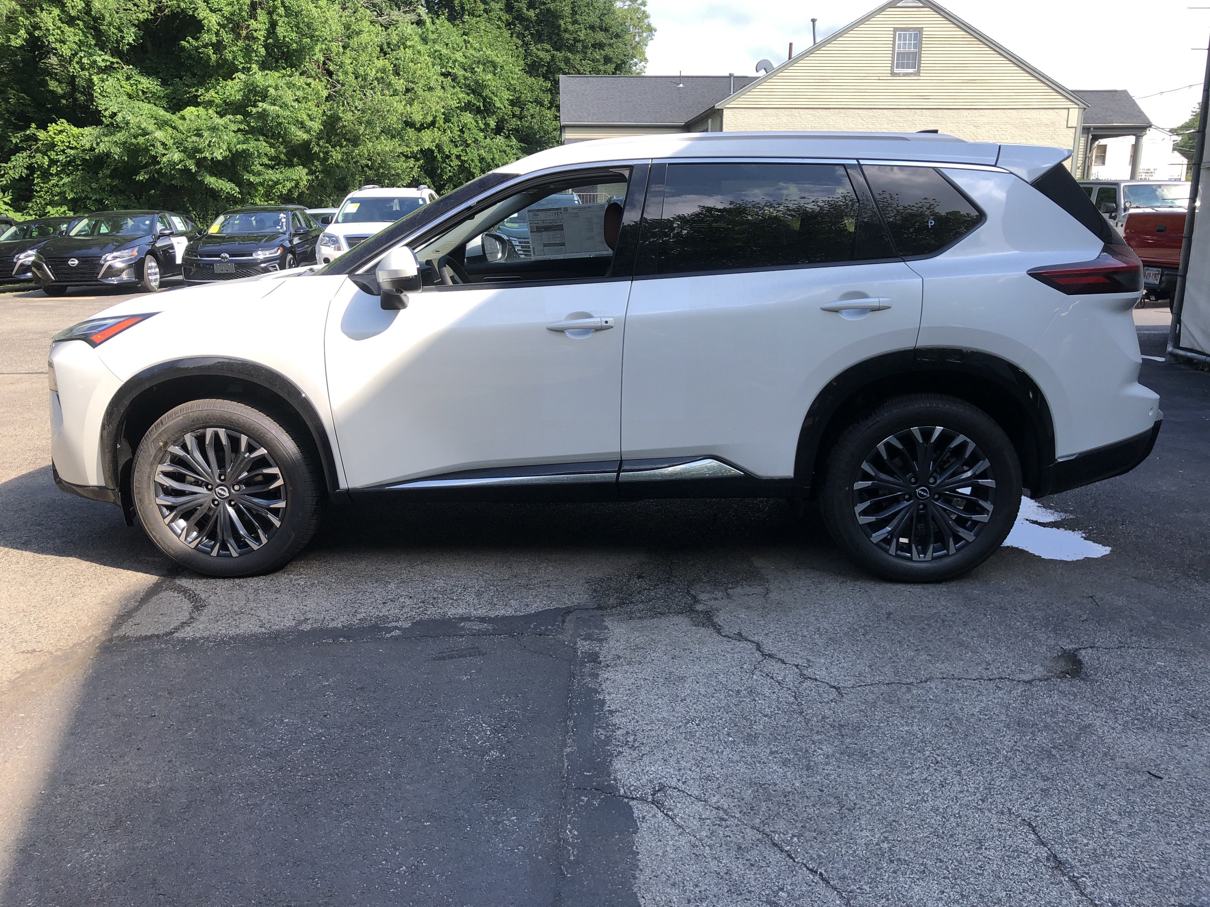 2026 Nissan Rogue Platinum