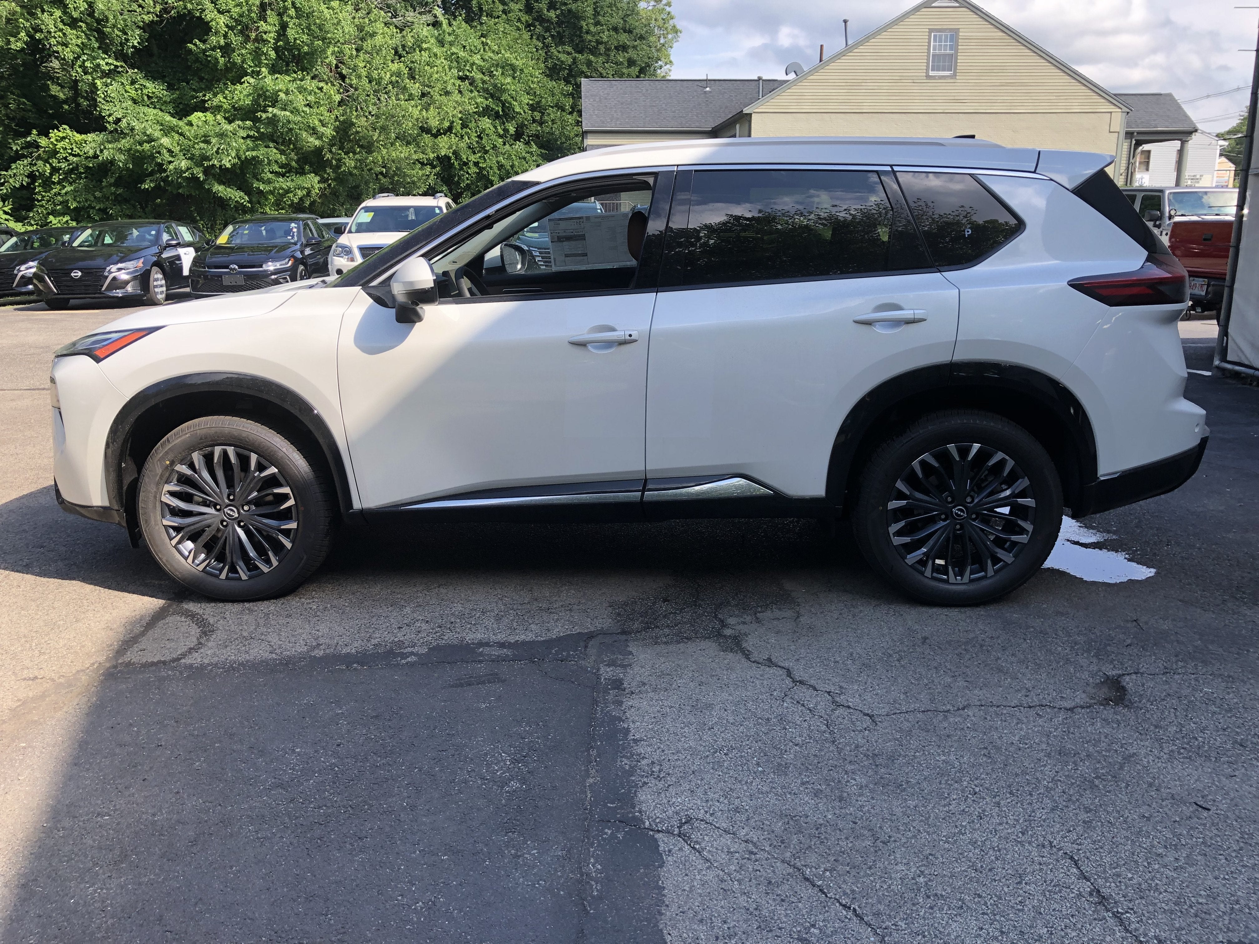 2026 Nissan Rogue Platinum