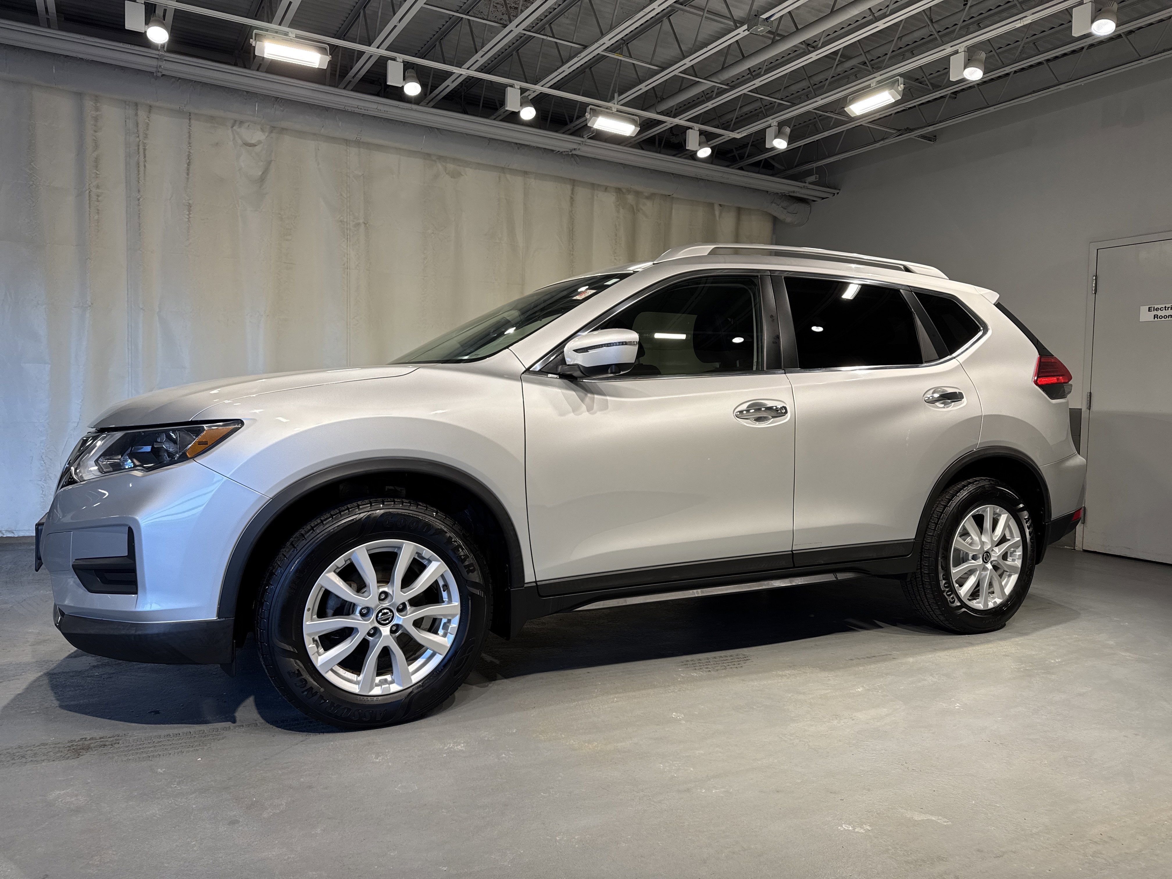 2017 Nissan Rogue SV W/Premium Package