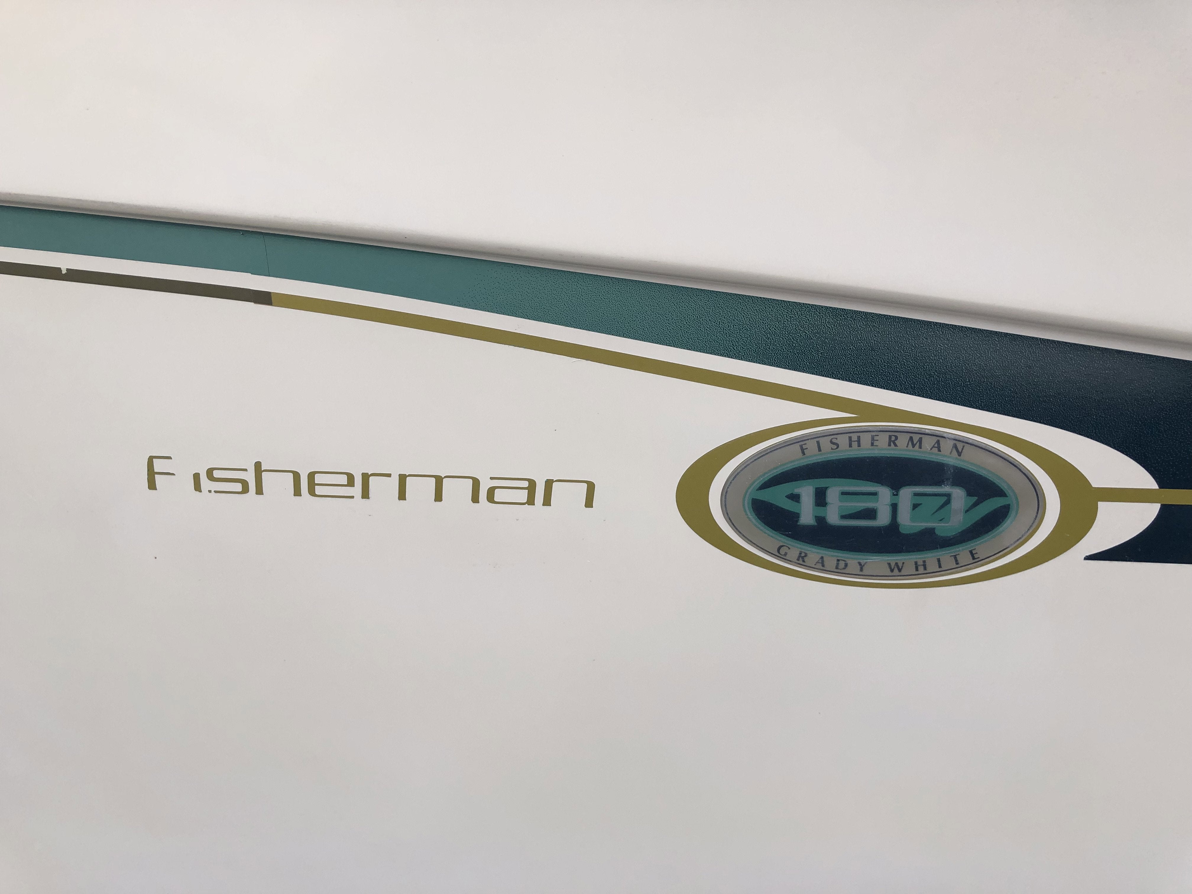 2011 GRADY WHITE 18 FISHERMAN Base