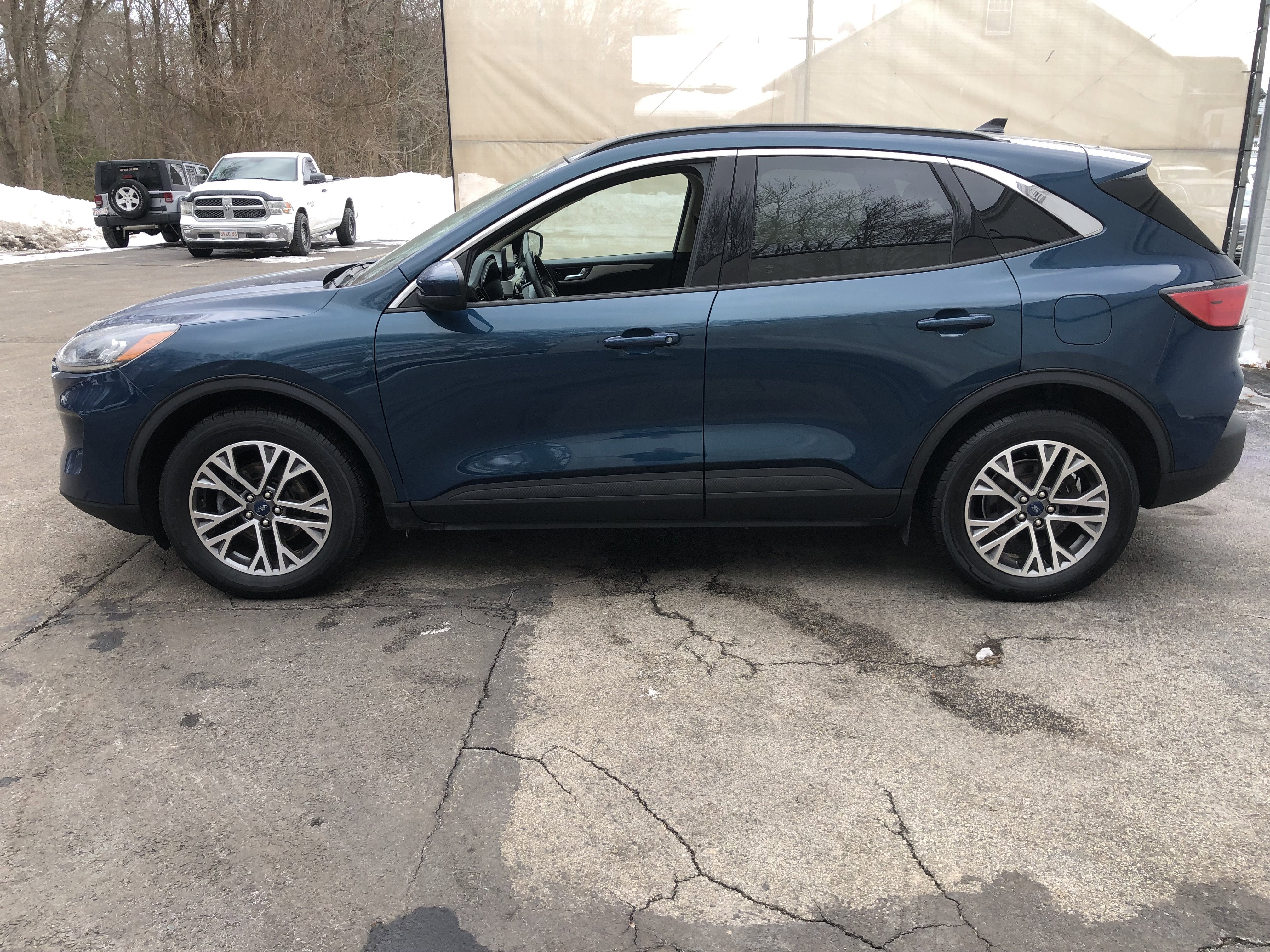 2020 Ford Escape SEL