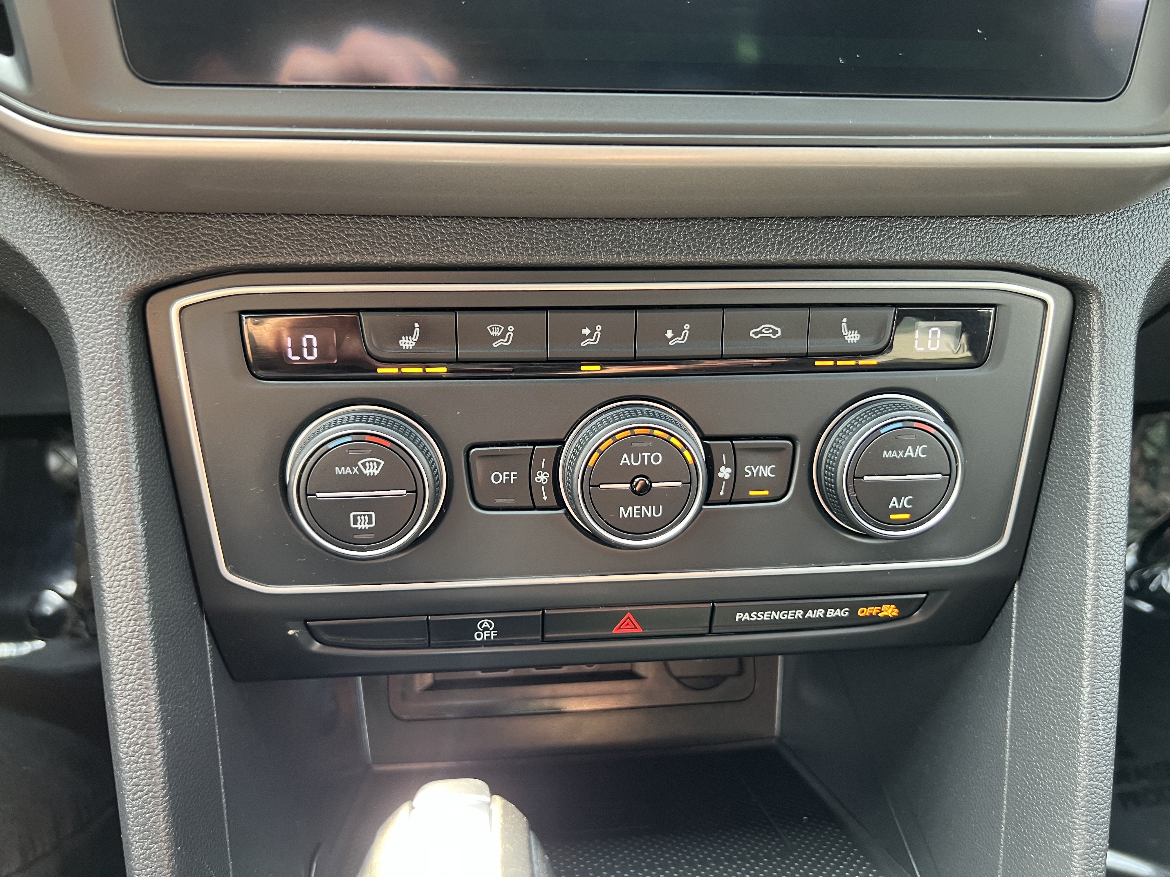 2020 Volkswagen Atlas Cross Sport 2.0T SE w/Technology