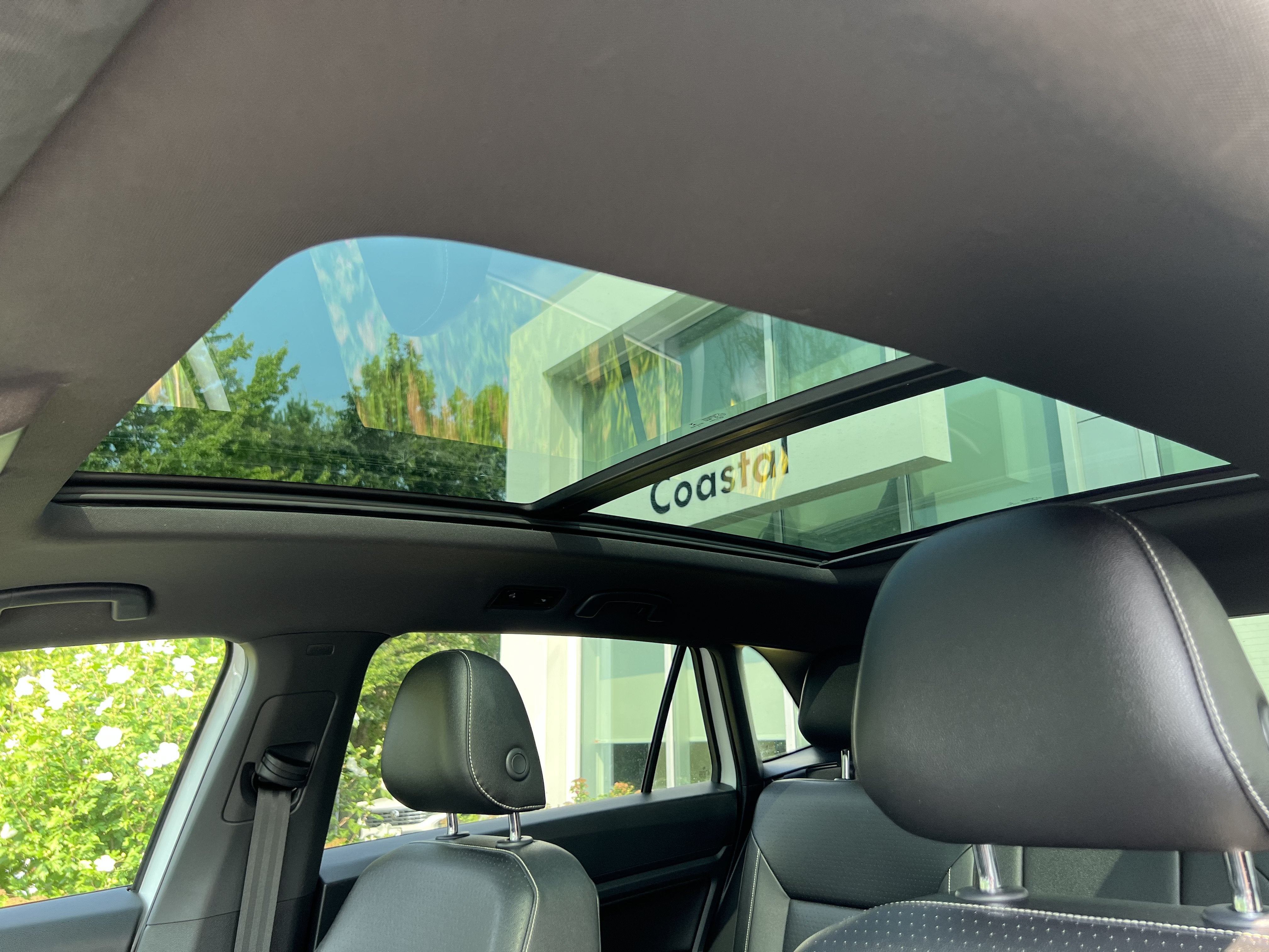 2020 Volkswagen Atlas Cross Sport 2.0T SE w/Technology