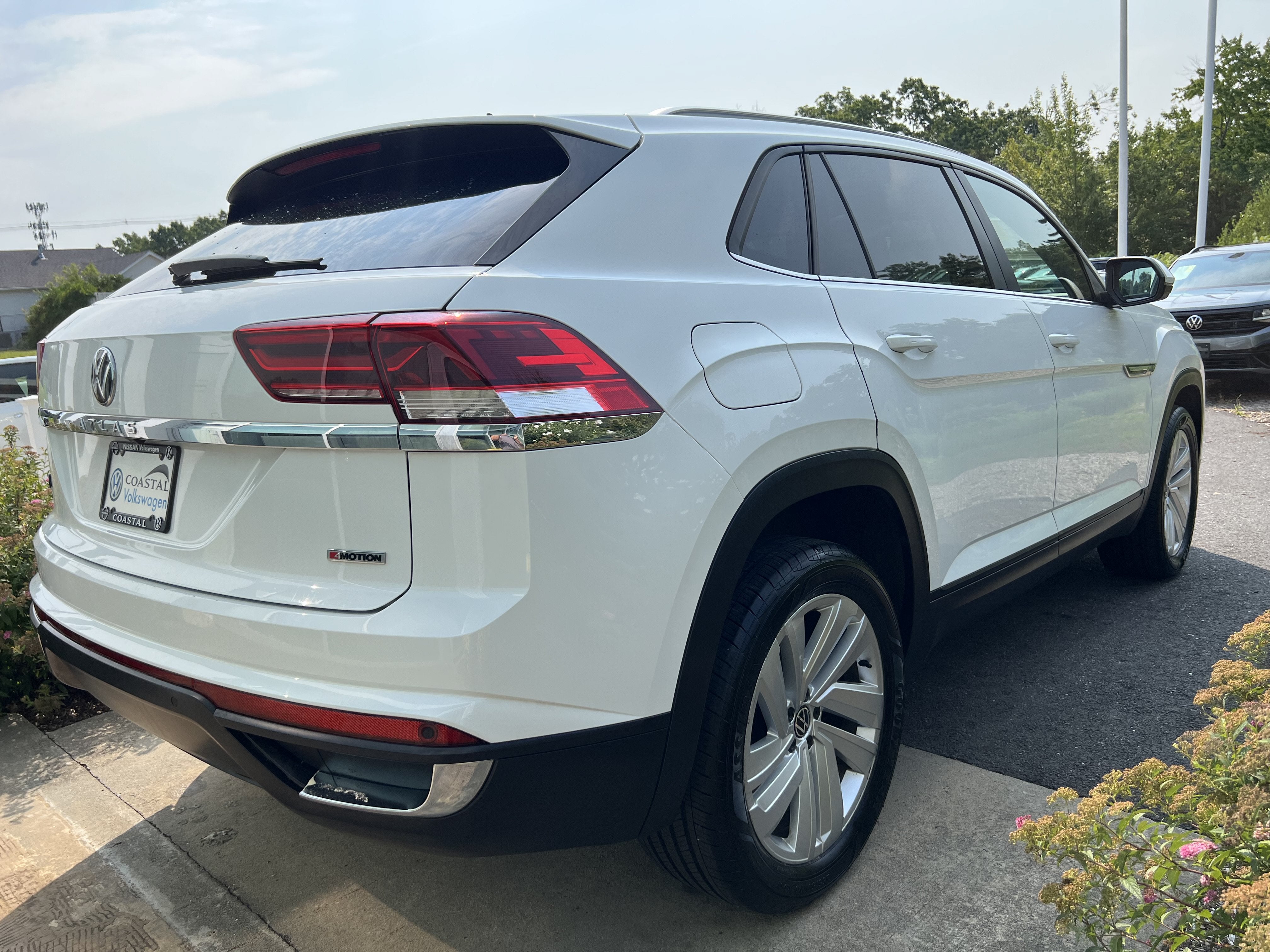 2020 Volkswagen Atlas Cross Sport 2.0T SE w/Technology