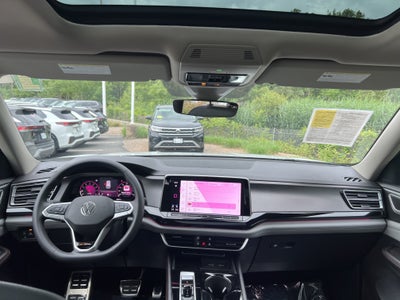 2024 Volkswagen Atlas 2.0T Peak Edition SE w/Technology