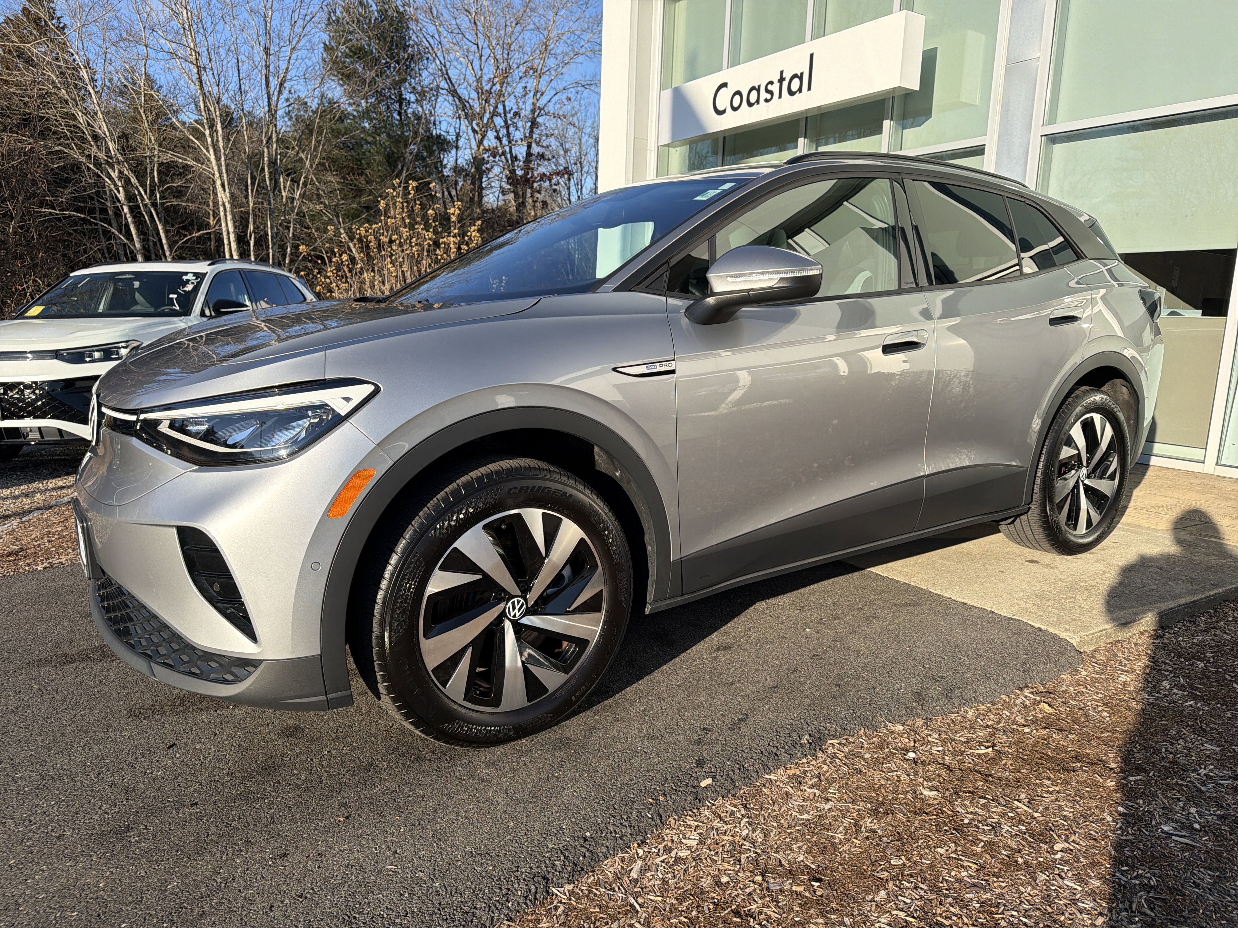 2023 Volkswagen ID.4 Pro