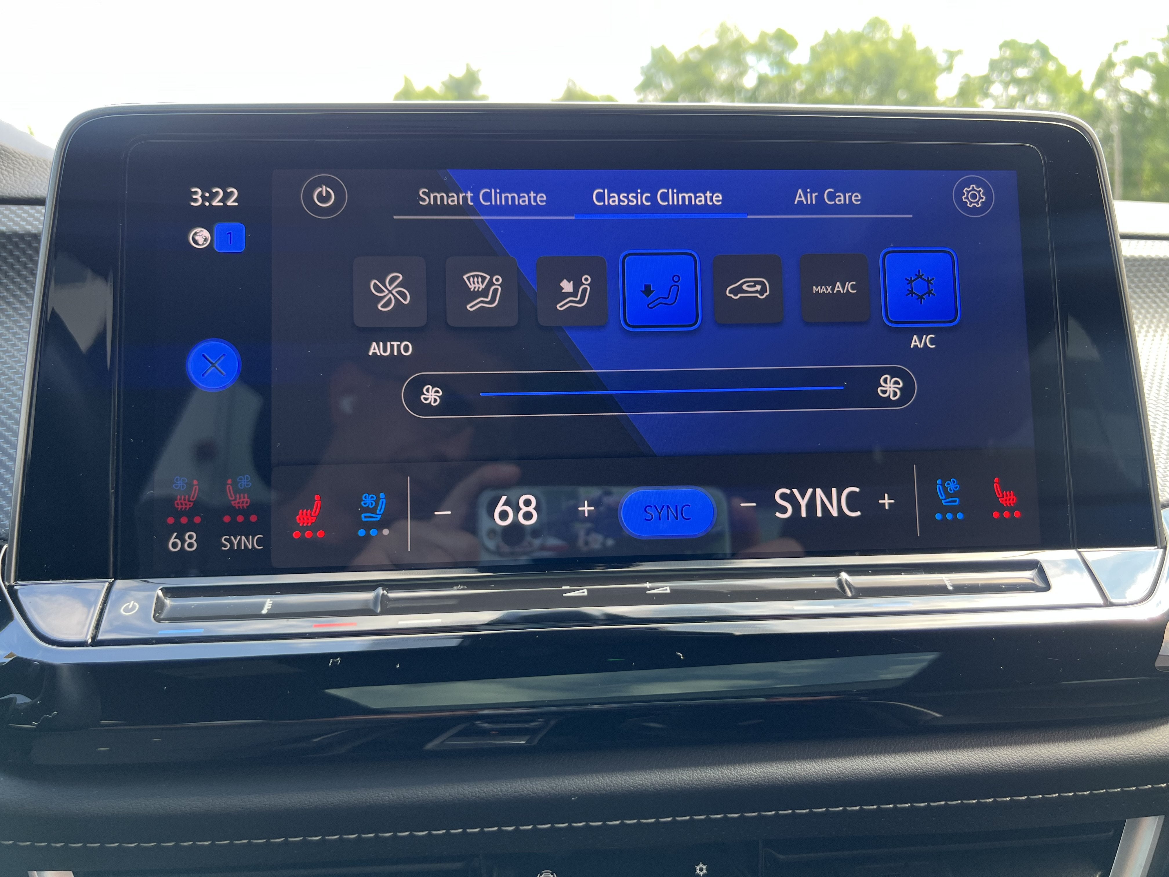 2024 Volkswagen Atlas Cross Sport 2.0T SEL Premium R-Line