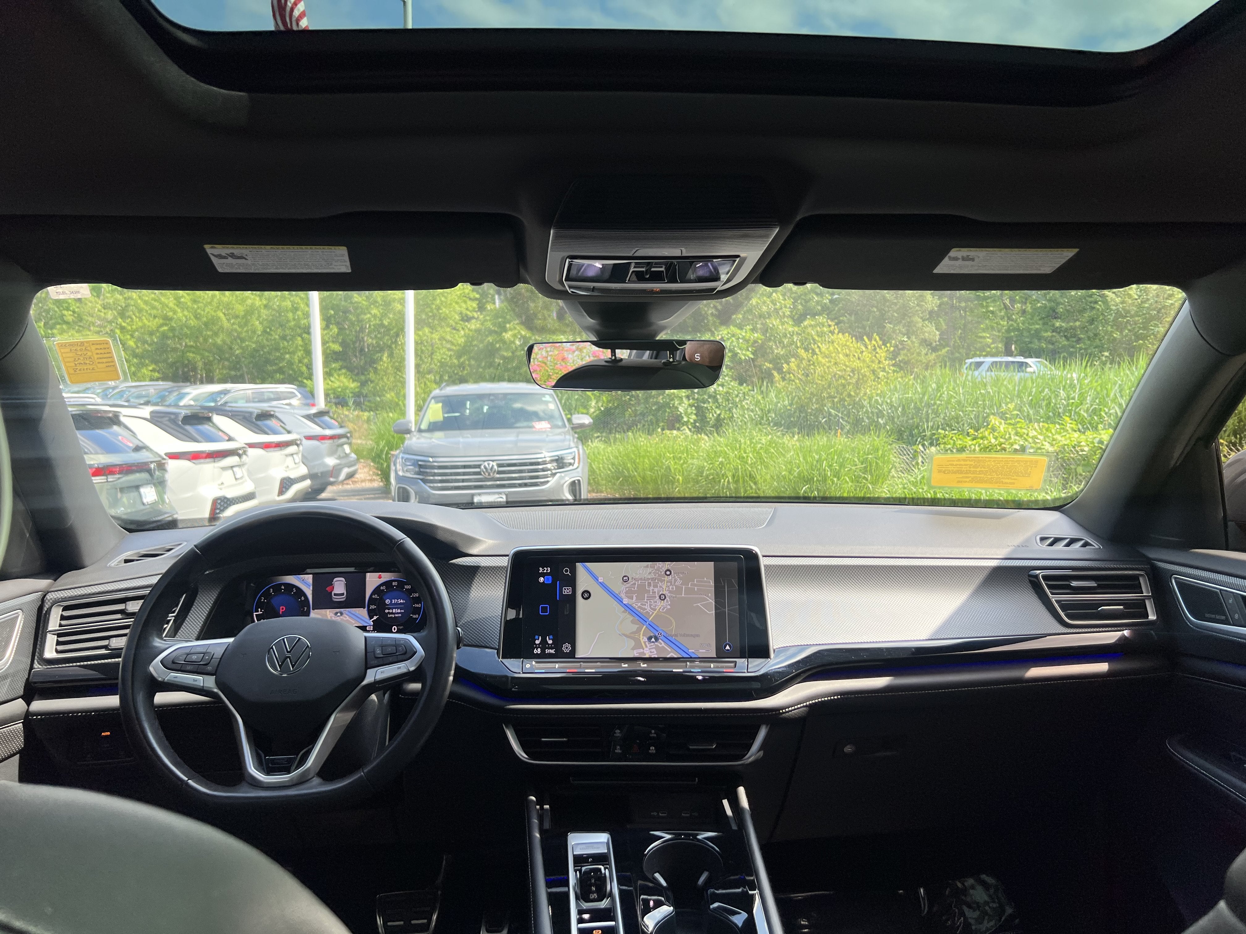 2024 Volkswagen Atlas Cross Sport 2.0T SEL Premium R-Line