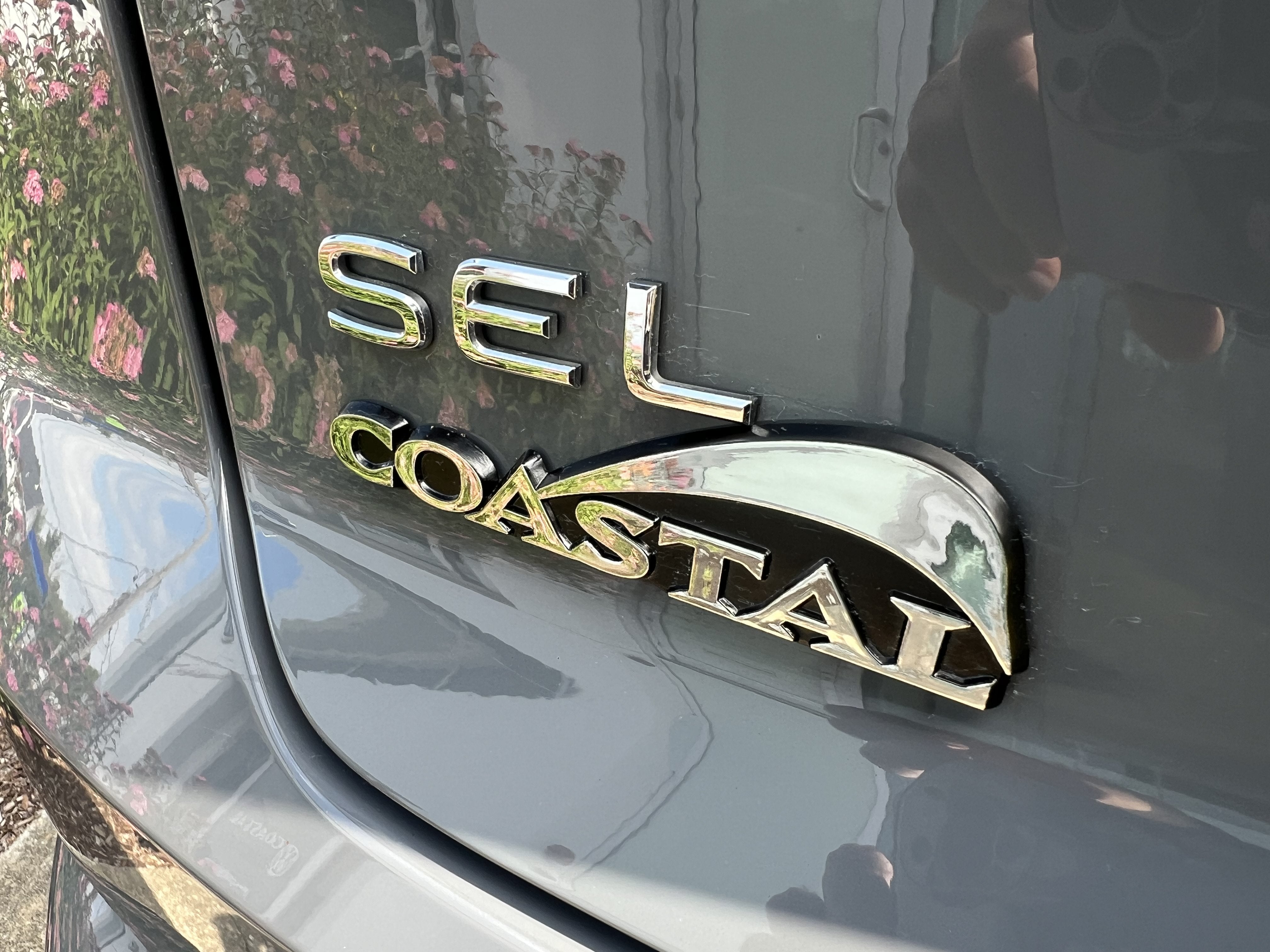2024 Volkswagen Atlas Cross Sport 2.0T SEL Premium R-Line