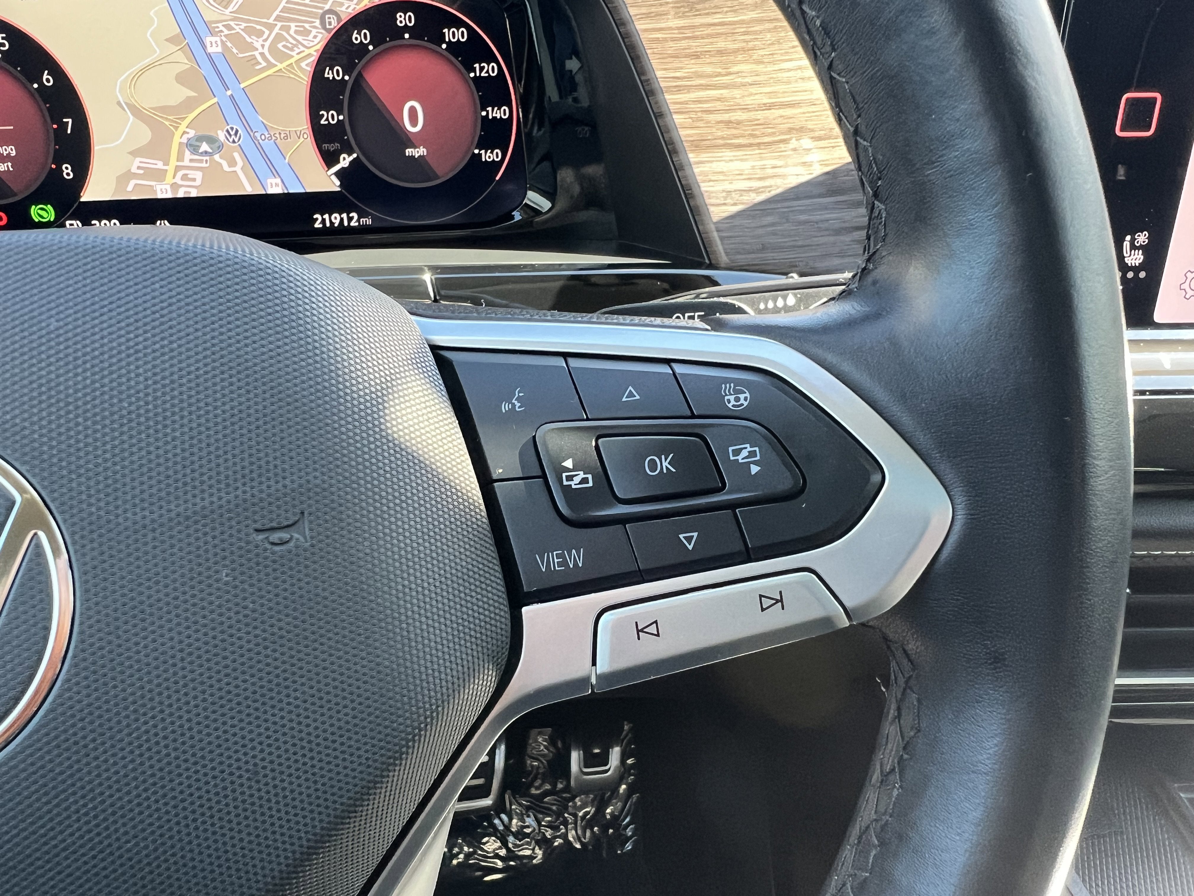 2024 Volkswagen Atlas 2.0T SEL Premium R-Line