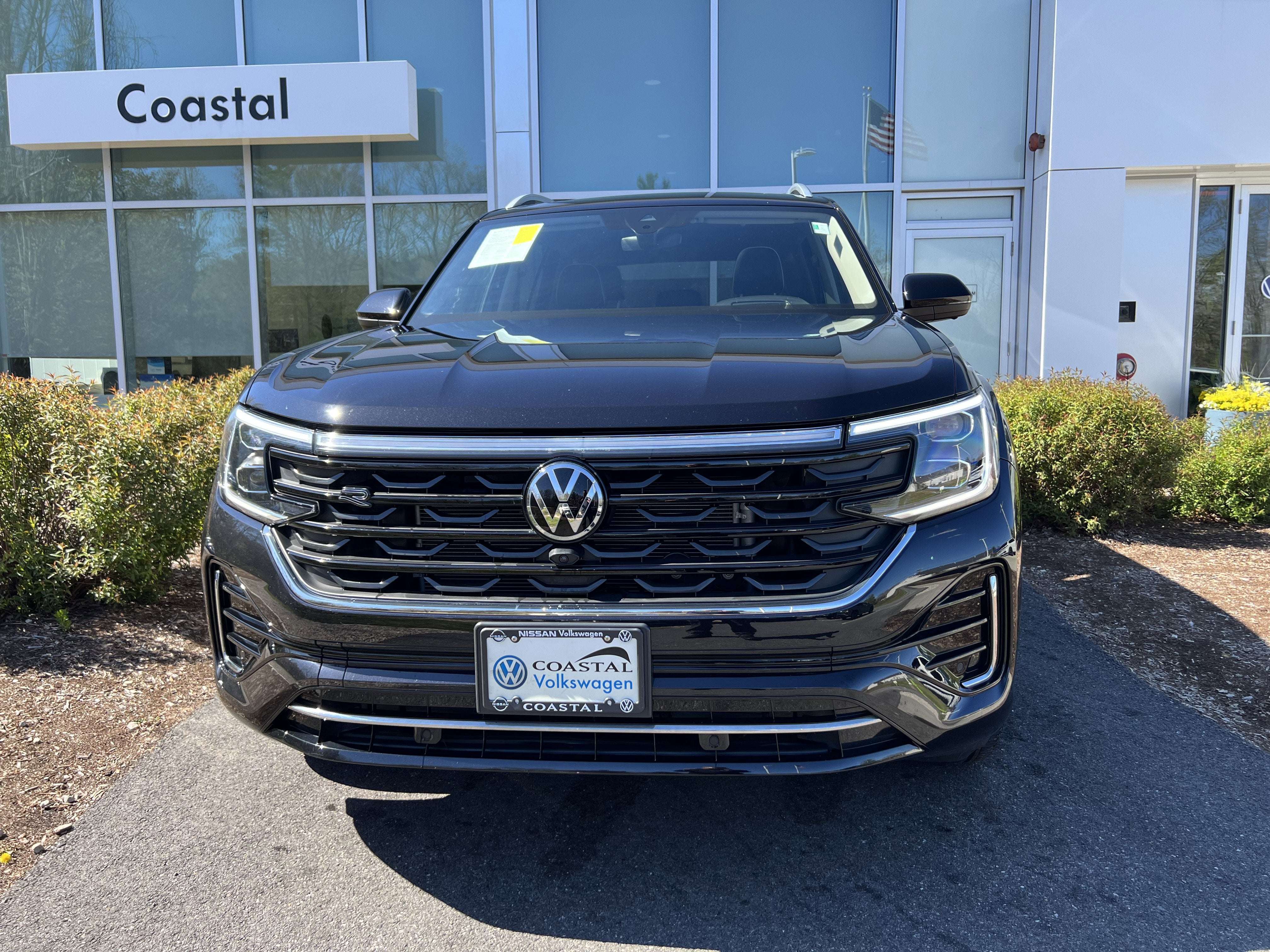 2024 Volkswagen Atlas 2.0T SEL Premium R-Line