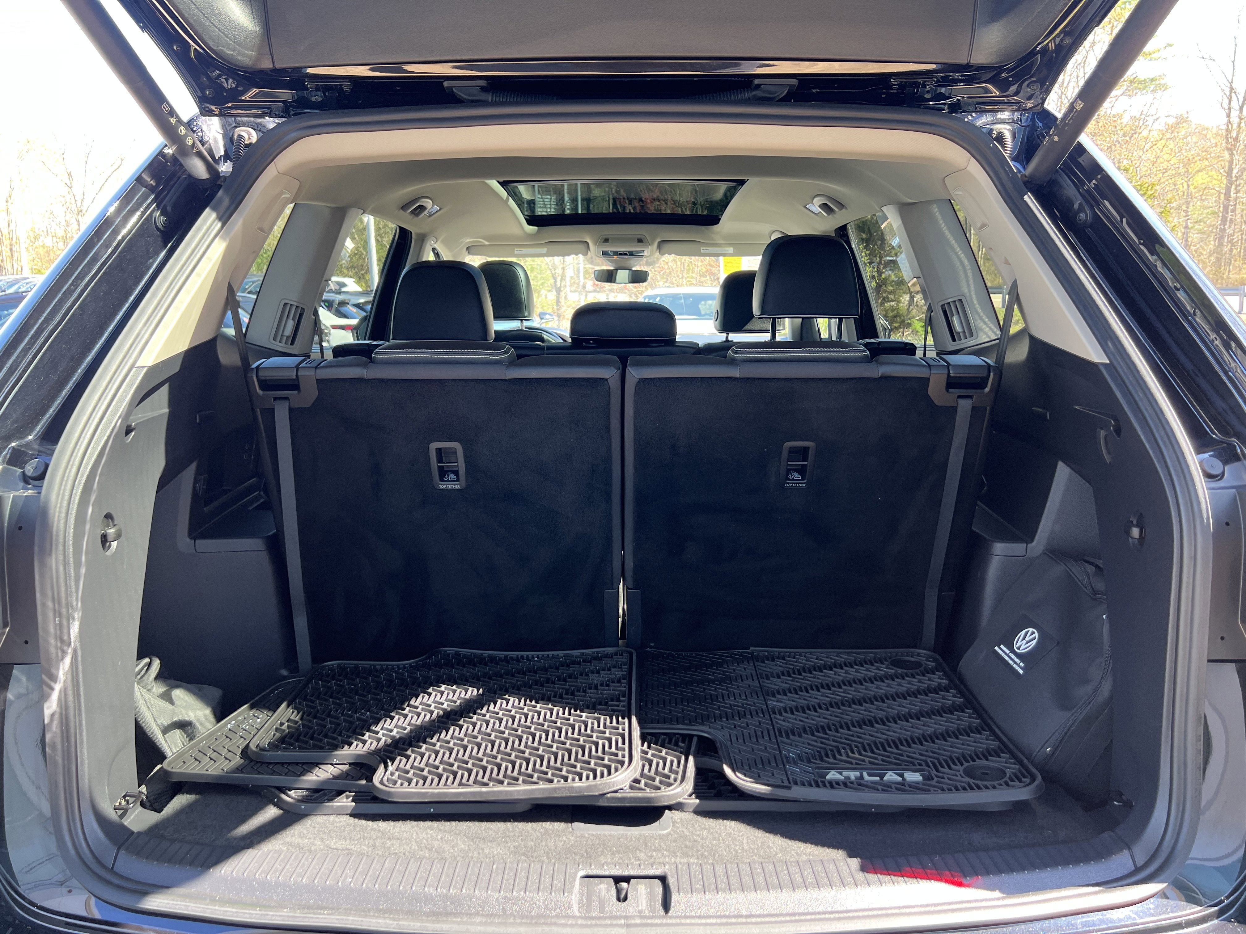 2024 Volkswagen Atlas 2.0T SEL Premium R-Line
