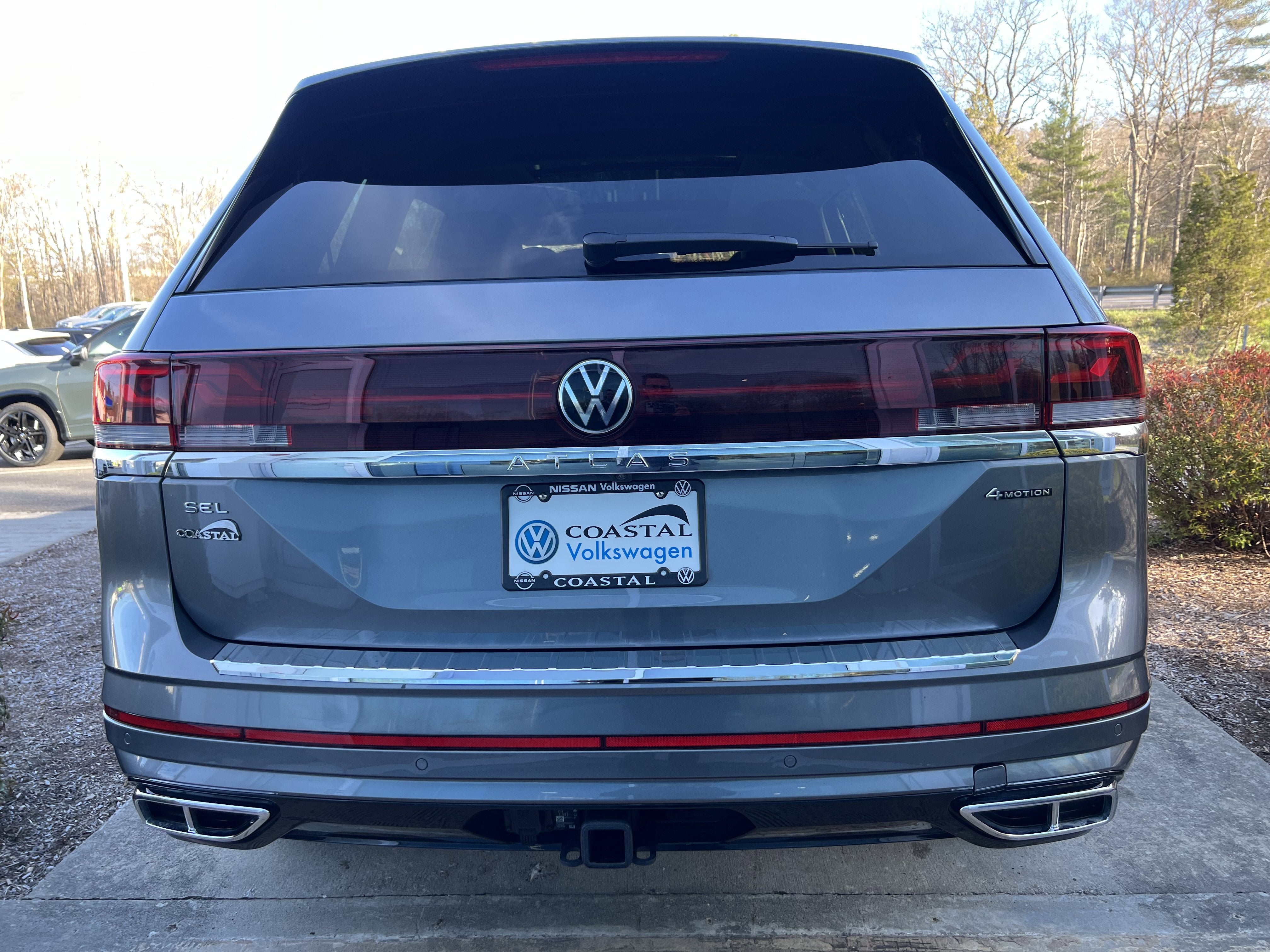 2025 Volkswagen Atlas 2.0T SEL Premium R-Line