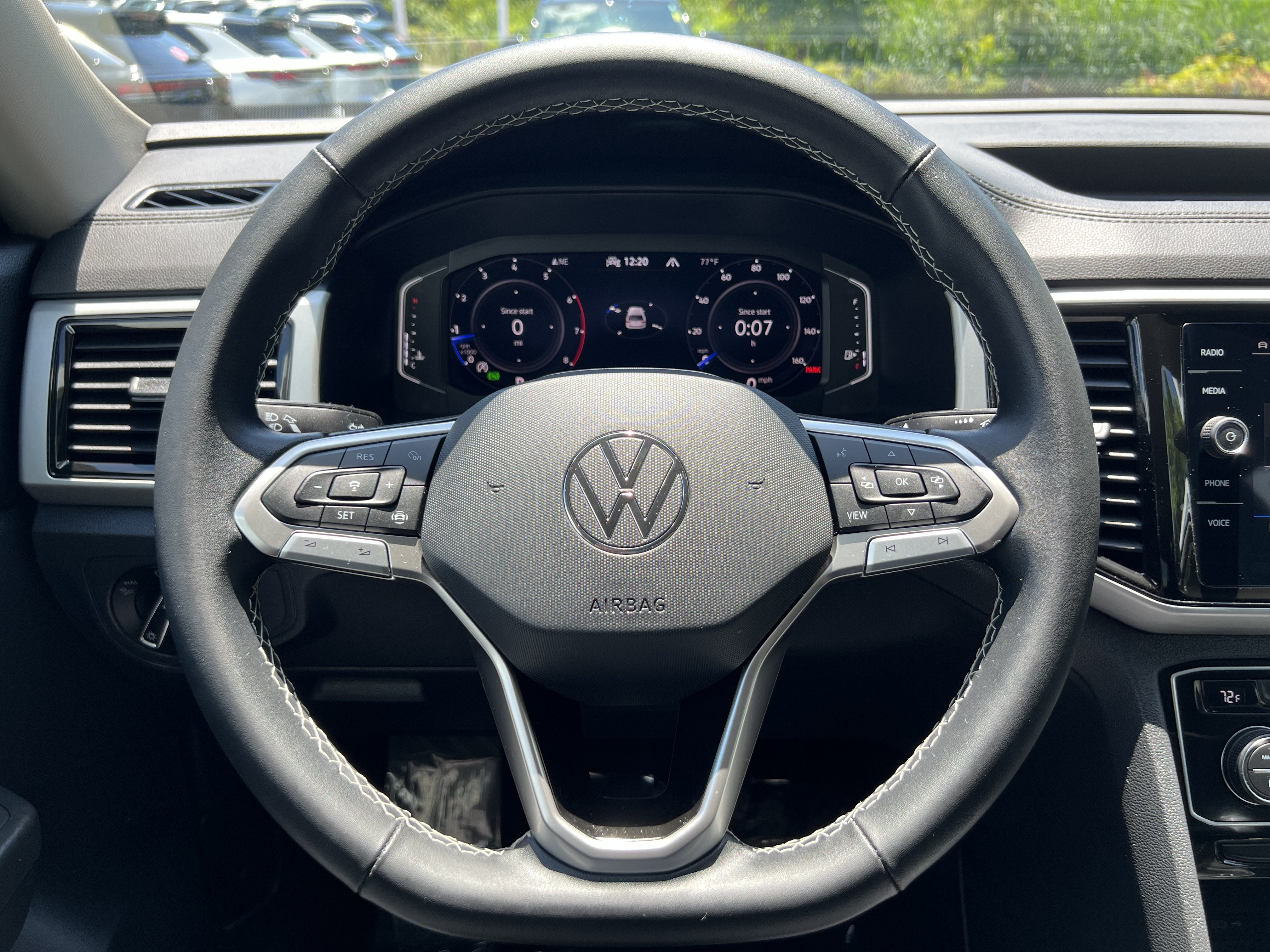 2022 Volkswagen Atlas 2.0T SE w/Technology
