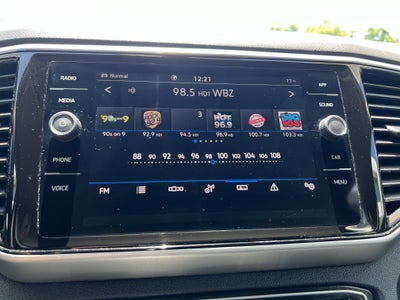 2022 Volkswagen Atlas 2.0T SE w/Technology
