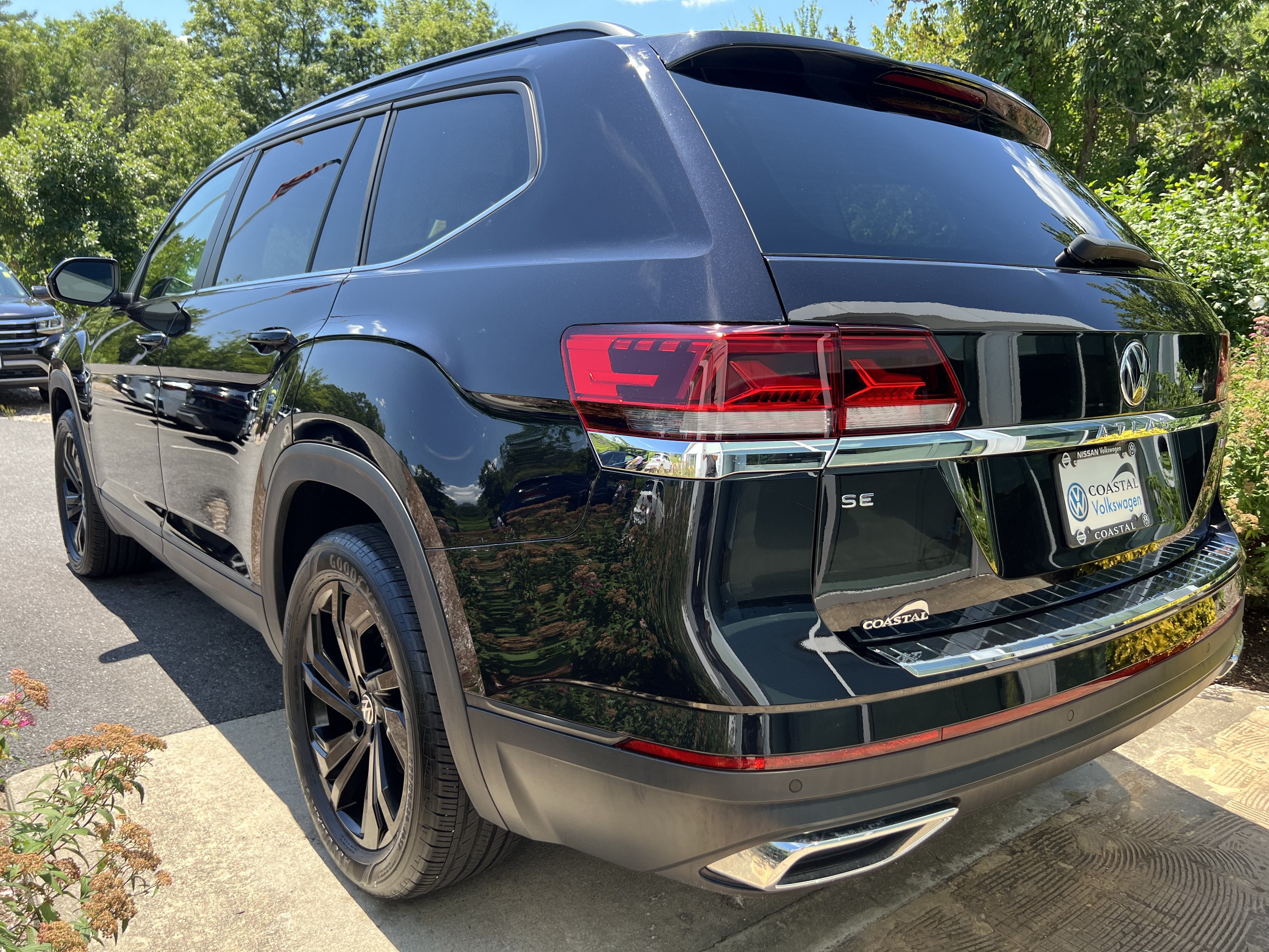 2022 Volkswagen Atlas 2.0T SE w/Technology