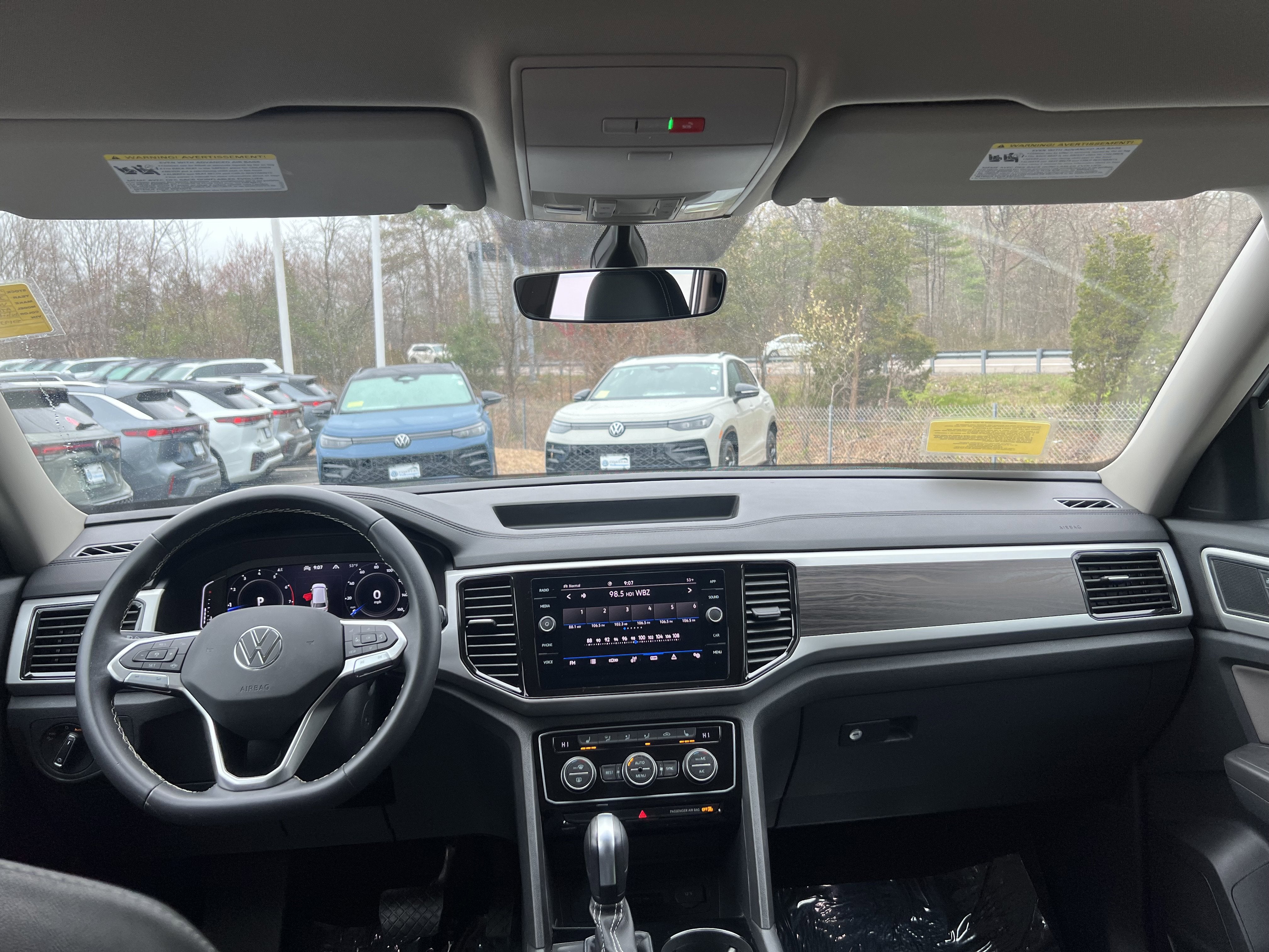 2023 Volkswagen Atlas 2.0T SE w/Technology