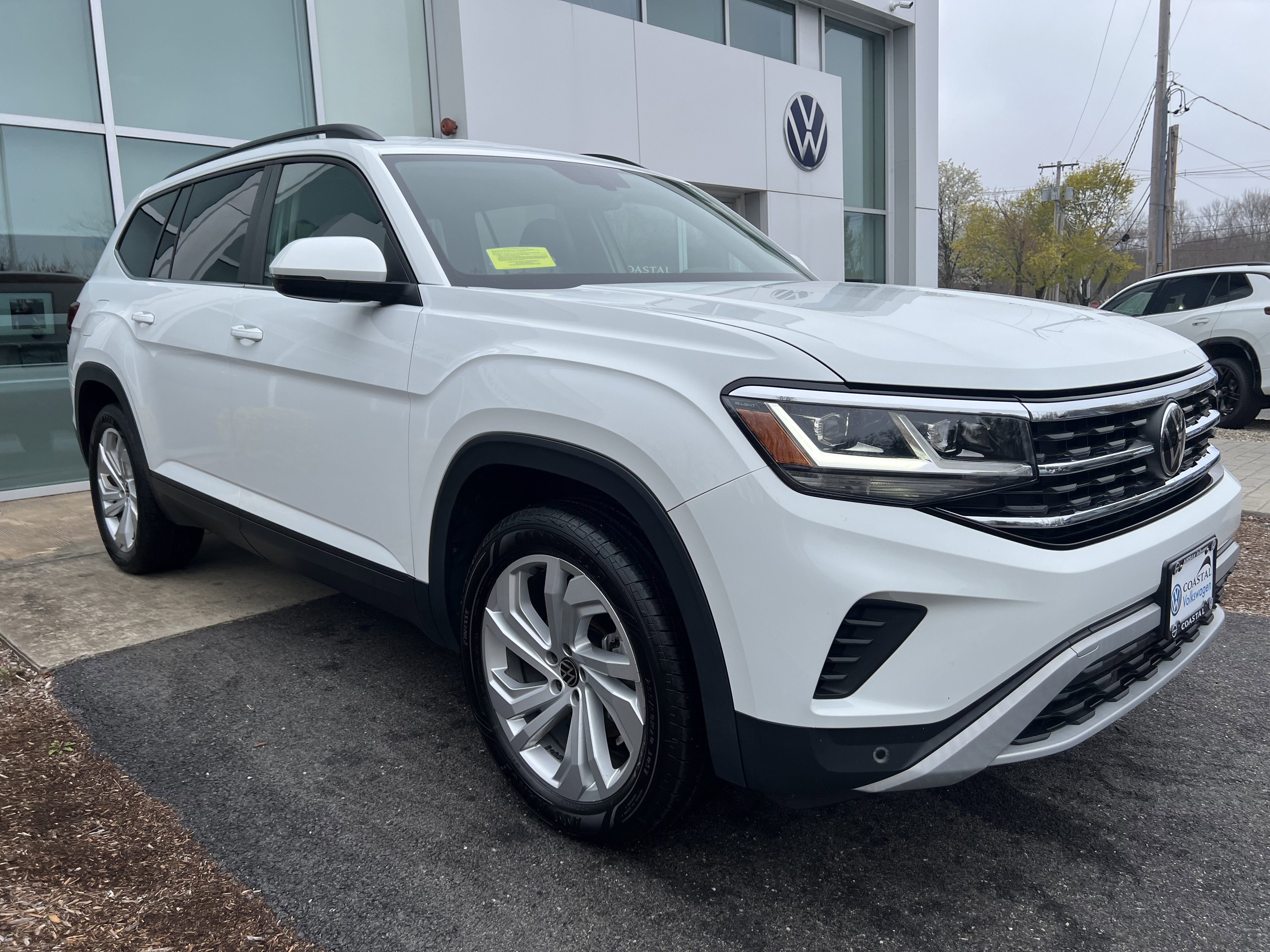 2023 Volkswagen Atlas 2.0T SE w/Technology