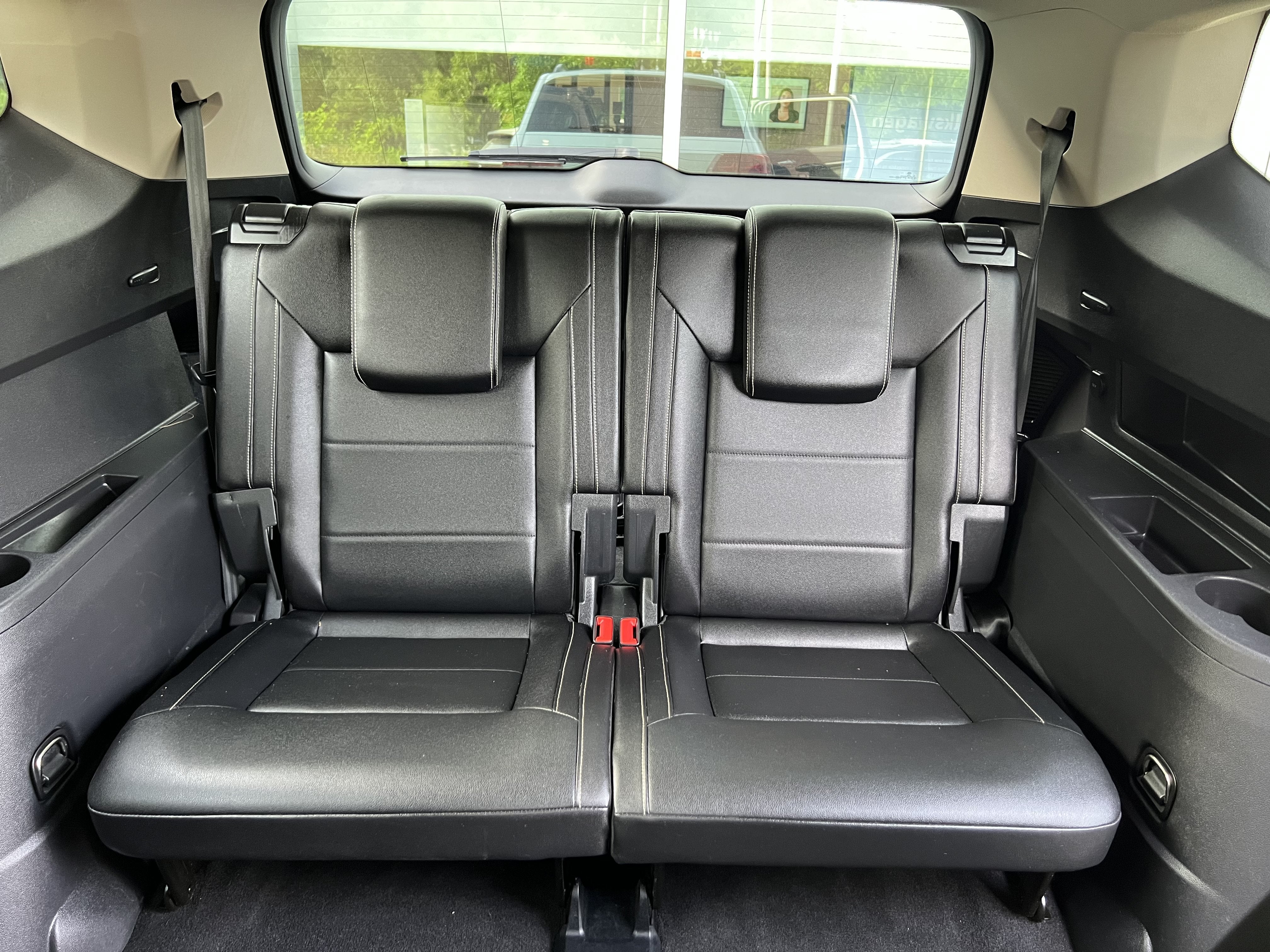 2023 Volkswagen Atlas 3.6L V6 SE w/Technology W/Black Wheel Package
