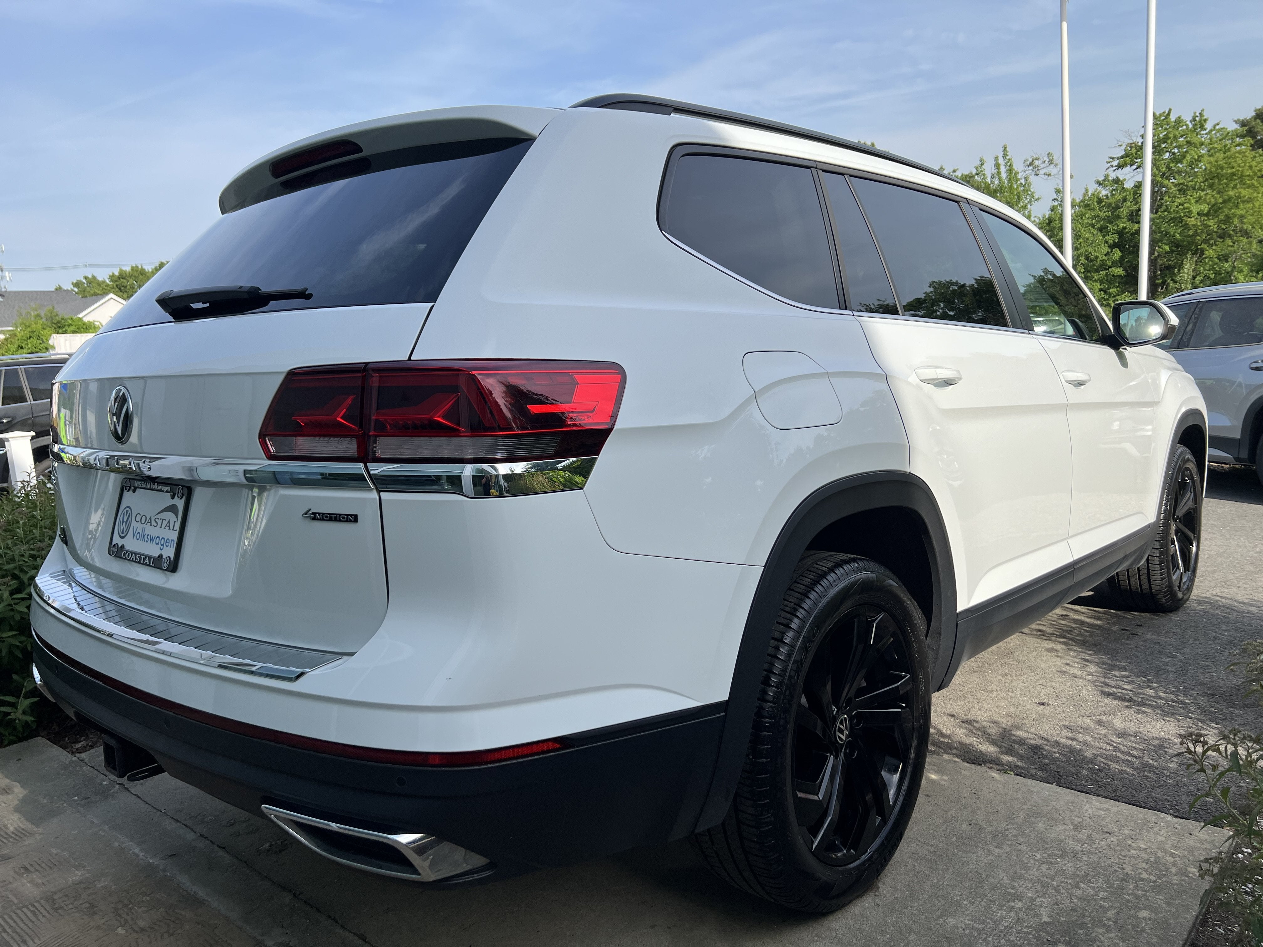 2023 Volkswagen Atlas 3.6L V6 SE w/Technology W/Black Wheel Package