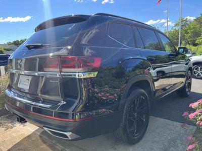 2023 Volkswagen Atlas 3.6L V6 SE w/Technology W/Black Wheel Package
