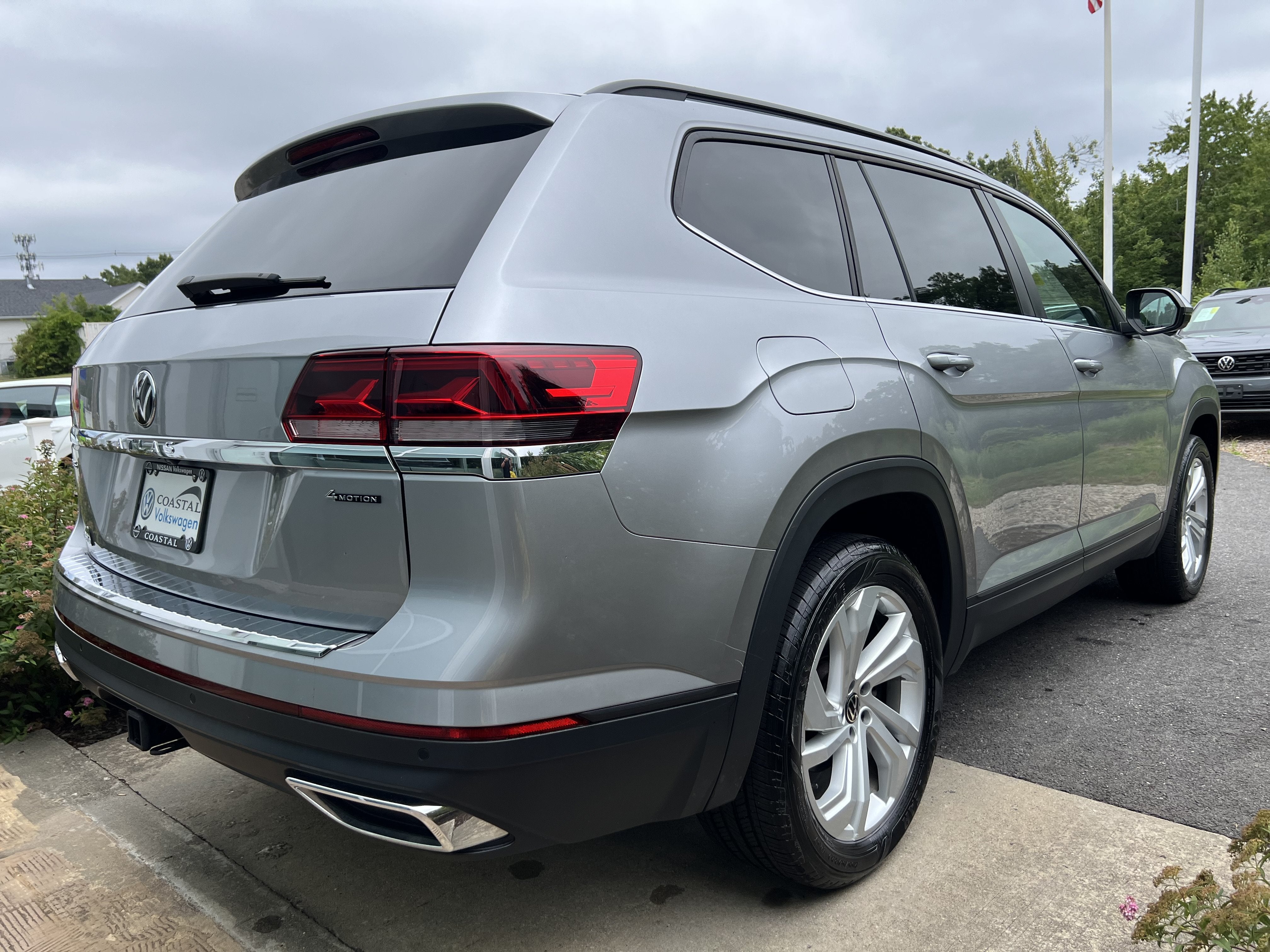 2023 Volkswagen Atlas 3.6L V6 SE w/Technology
