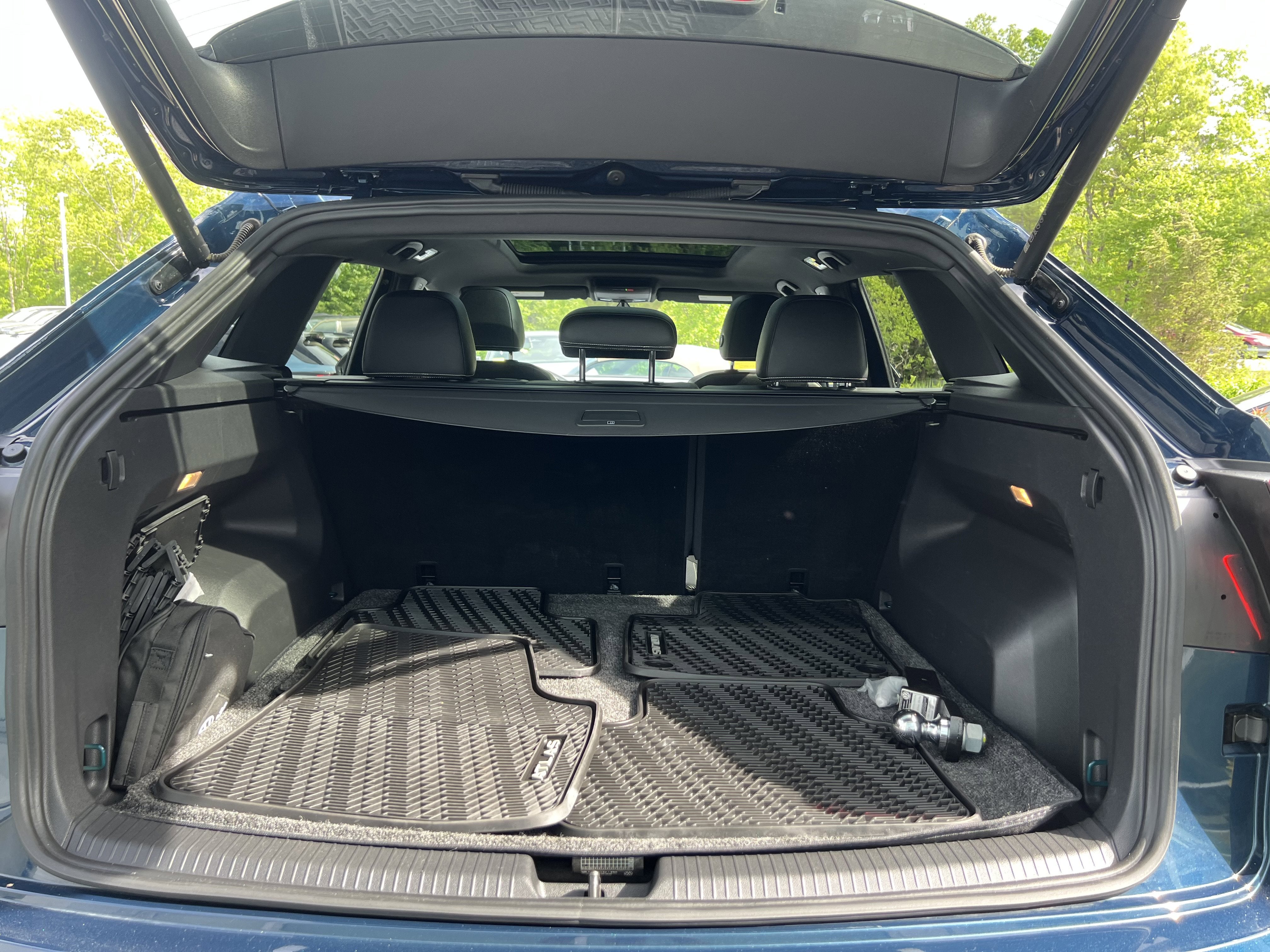 2023 Volkswagen Atlas Cross Sport 3.6L V6 SE w/Technology