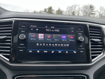 2023 Volkswagen Atlas 3.6L V6 SE w/Technology w/panoramic sunroof