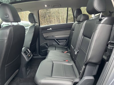 2023 Volkswagen Atlas 3.6L V6 SE w/Technology w/panoramic sunroof